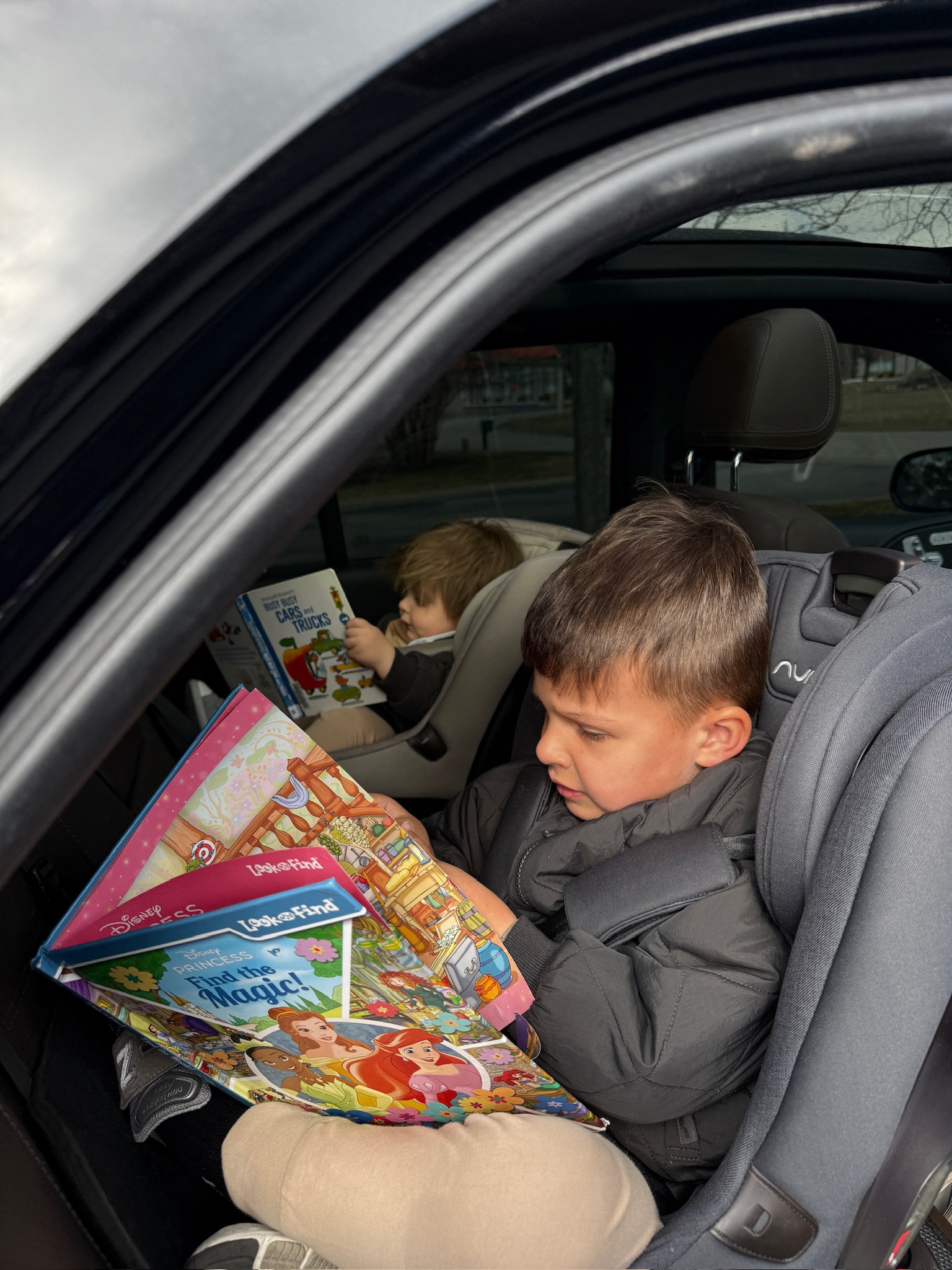 My little readers 📚📚

Books on sale now!

Nuna, Nuna baby, Nuna car seats, Amazon, Amazon books, kids books, boy mom, Grace white

#LTKBaby #LTKmomlife #LTKKids