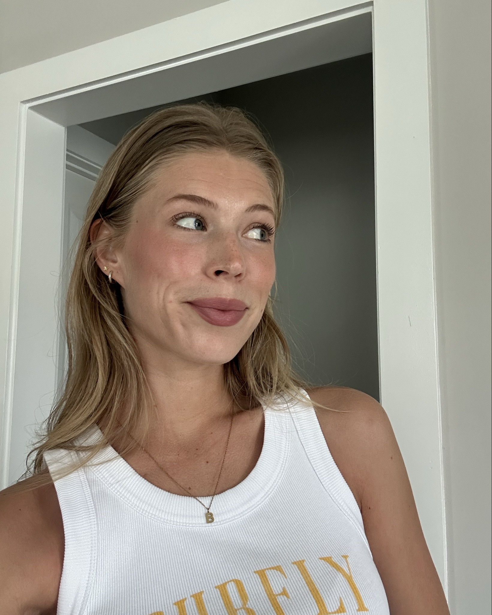 light 5 min makeup routine!!!