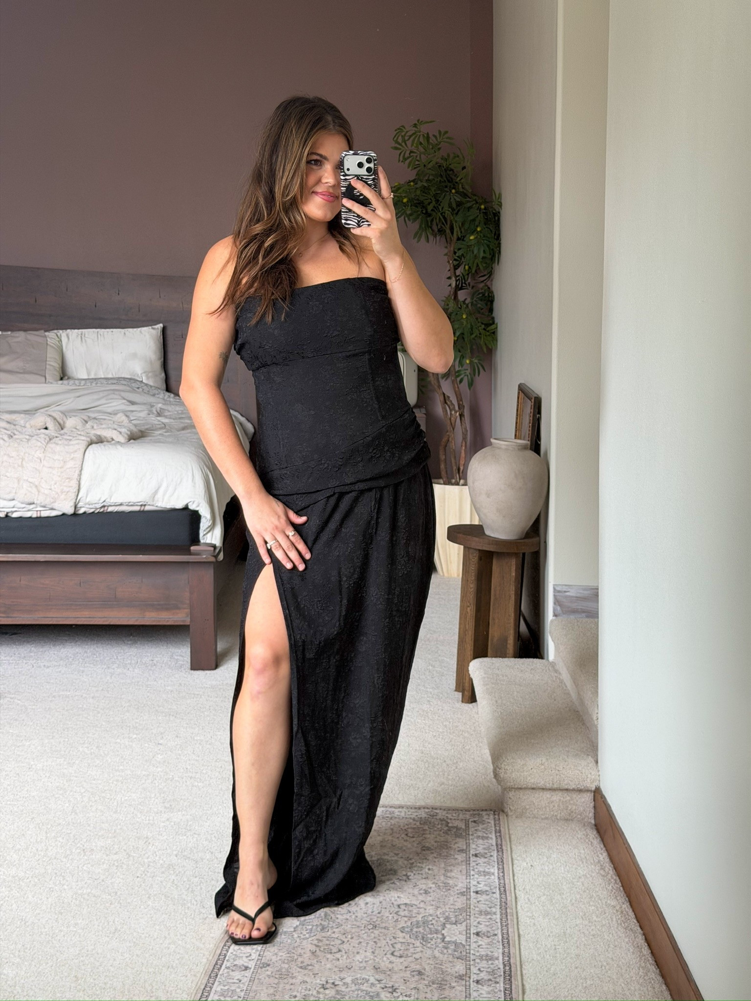 Formal special event or wedding guest dress. 

Black tie dress, gala, #fall #midsize fall outfit, midsize, mom style, size 12, size 14, wedding guest dress