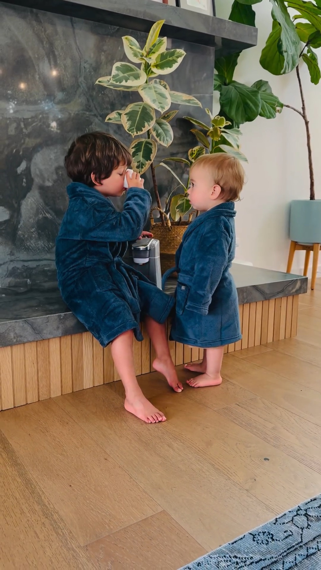 Is there anything cuter than littles in cozy robes? 🥹 Or maybe they look like little Hugh Hefners? 😂

This Modern Moments toddler robe is ultra-soft and plush. It has a tie belt, and deep pockets, and the material holds up beautifully wash after wash.

Comes in the sweetest neutral colors, so it’s adorable for boys or girls 🤍

Would make for a more unique holiday gift or cozy winter staple!


kids bathrobe
cozy toddler clothes
toddler loungewear
toddler pajamas
toddler essentials
winter toddler clothes
holiday gifts for toddlers
Christmas gifts for kids
cozy gift ideas
toddler must haves
toddler favorites
toddler bedtime routine
gifts under $30

#LTKGiftGuide #LTKKids #LTKHoliday