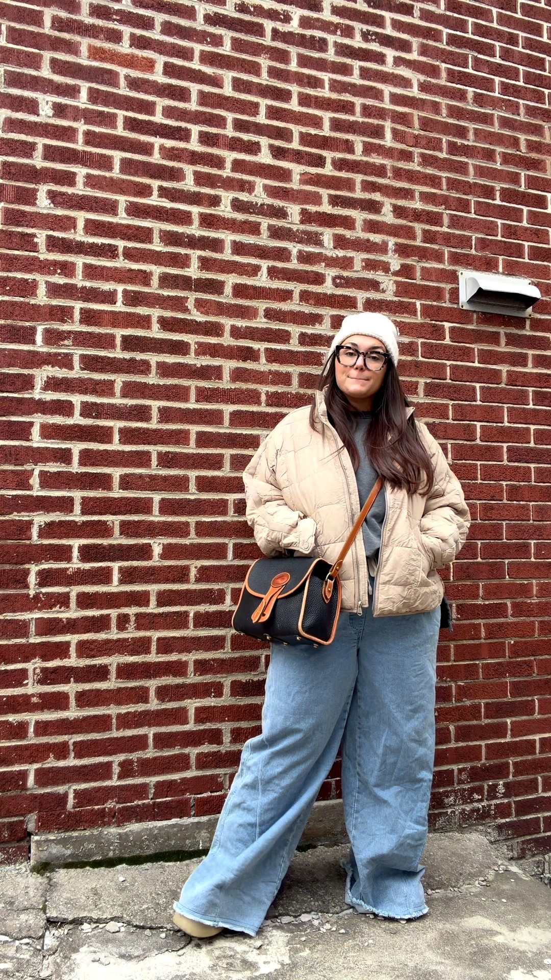 Pre-thrifting outfit check! It’s freeeeezing here ⛄️❄️
Bag-vintage
Hat-favorite daughter 
Pants-aerie
Sweatshirt-free people
Jacket-FP movement 

#LTKdayinmylife #LTKootd #LTKPetite