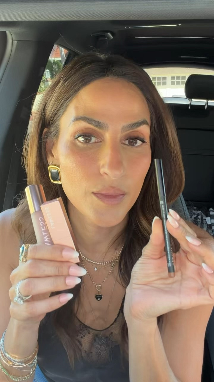 If we’re shade twins u NEED to try this lip combo! Everything from Lawless!

#LTKbeauty #LTKsale #LTKmodest