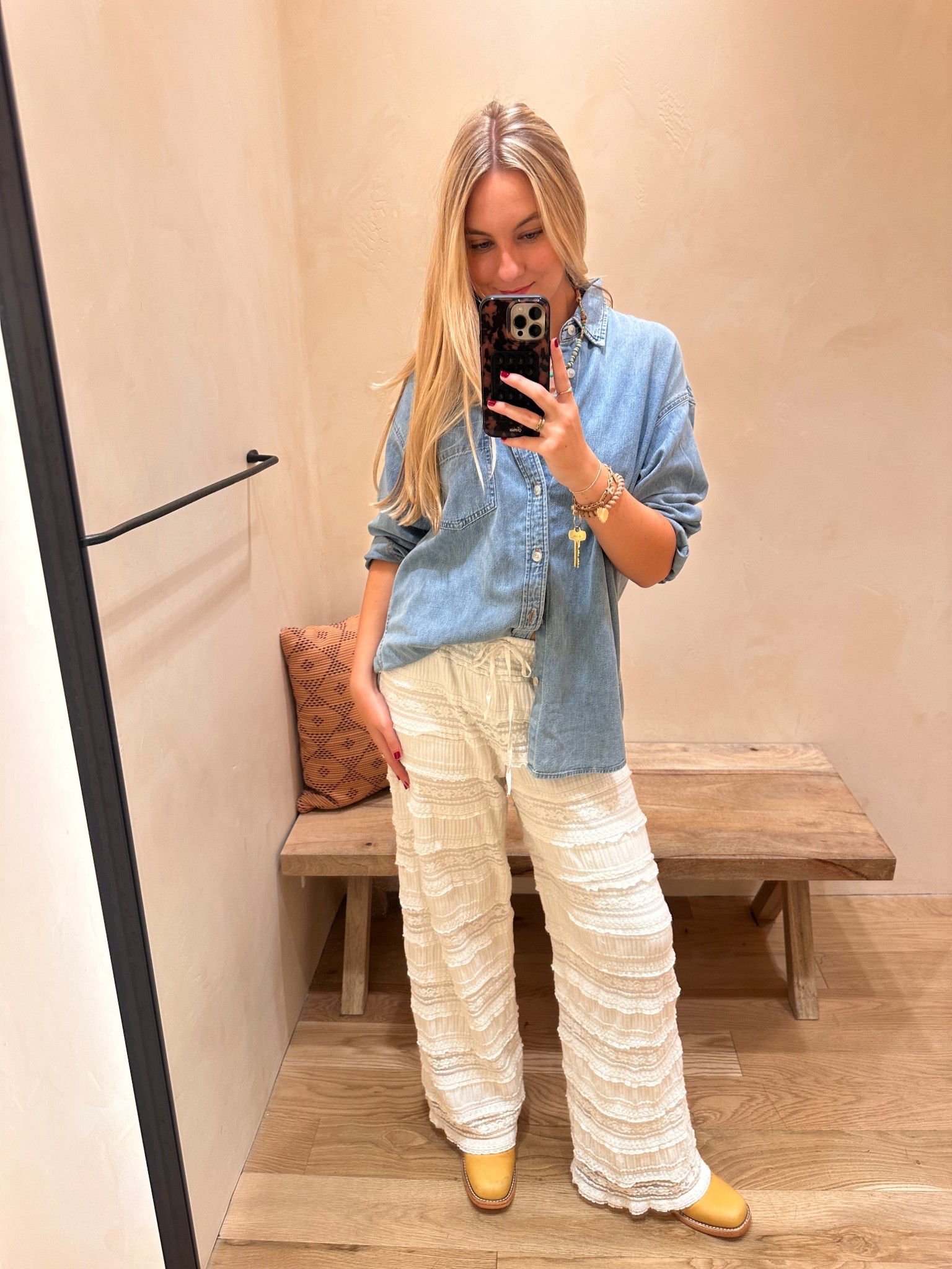 lace pants for fall!!! loveee this denim jacket/shirt. so good for layering and just elevates any basic outfit! ☘️🍂




#freepeople #urbanoutfitters #denim #anthropologie #styleinspo #employee #summer #spring #LTKfindsunder100 #LTKmostloved #LTKSPRINGSALE #LTKfestival #LTKseasonal #LTKStyleTip #concert #ltkbacktoschool #urbn #comfy #LTKsalealert #instagram #LTKactive #LTKfitness #lounge #LTKworkwear #LTKtravel #everyday


#LTKStyleTip #LTKCyberWeek #LTKFindsUnder100