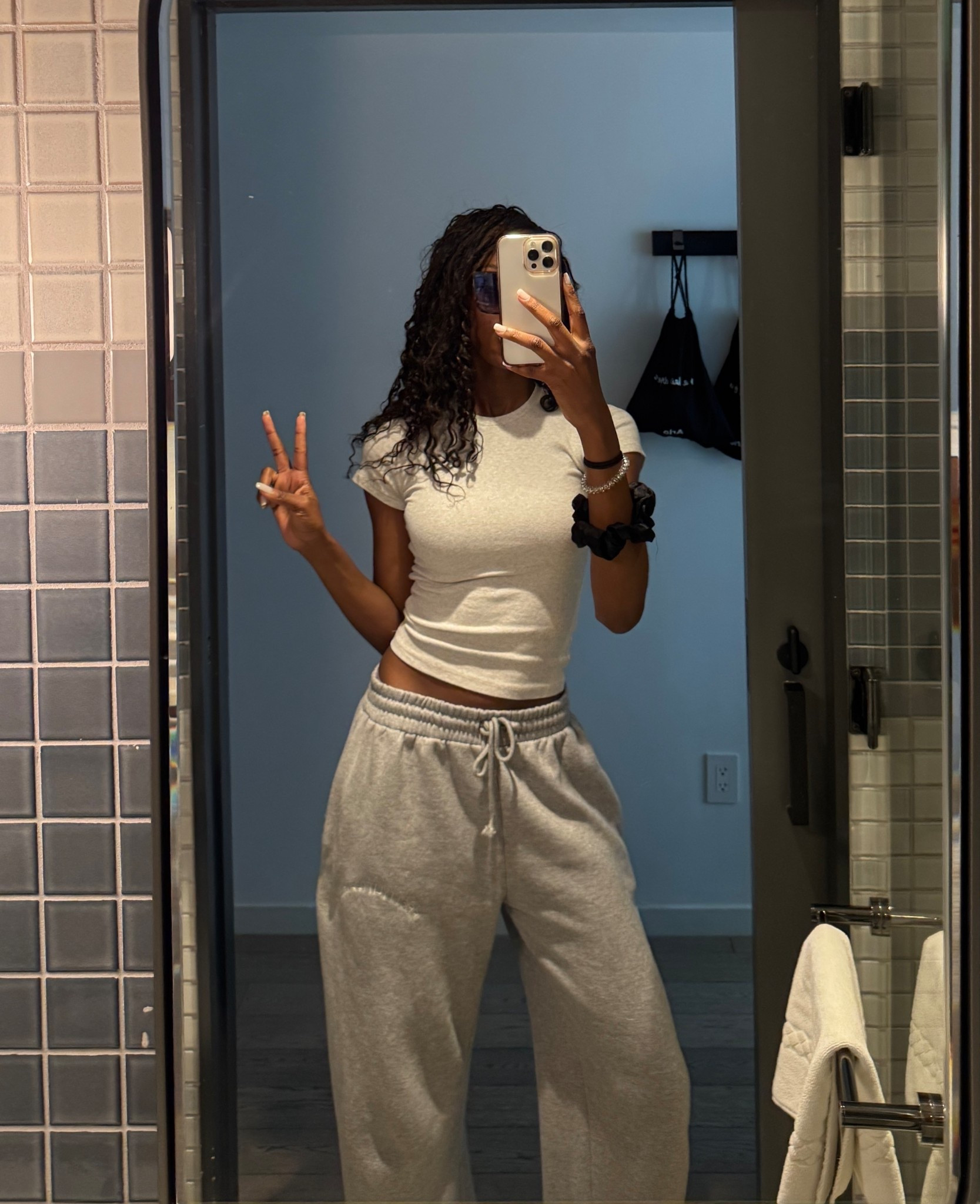 cozy 

#LTKStyleTip #LTKFallSale #LTKHome