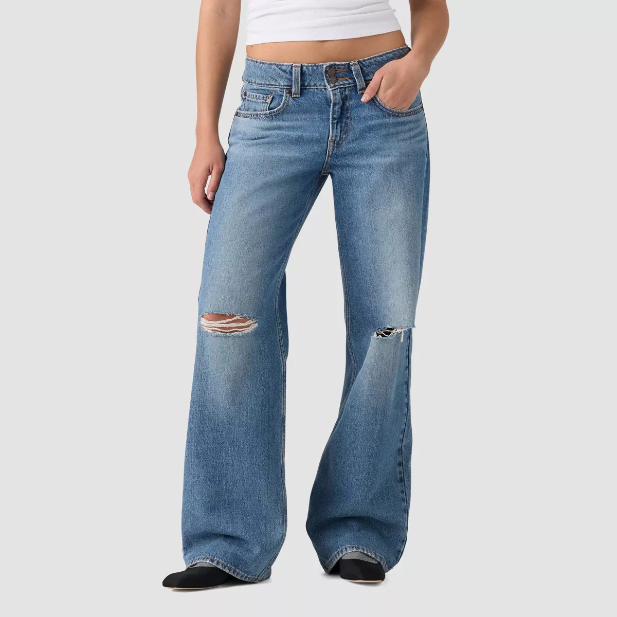 Levi's\u00ae Women's Cinch Baggy - Abraided Art Jump 28 | Target