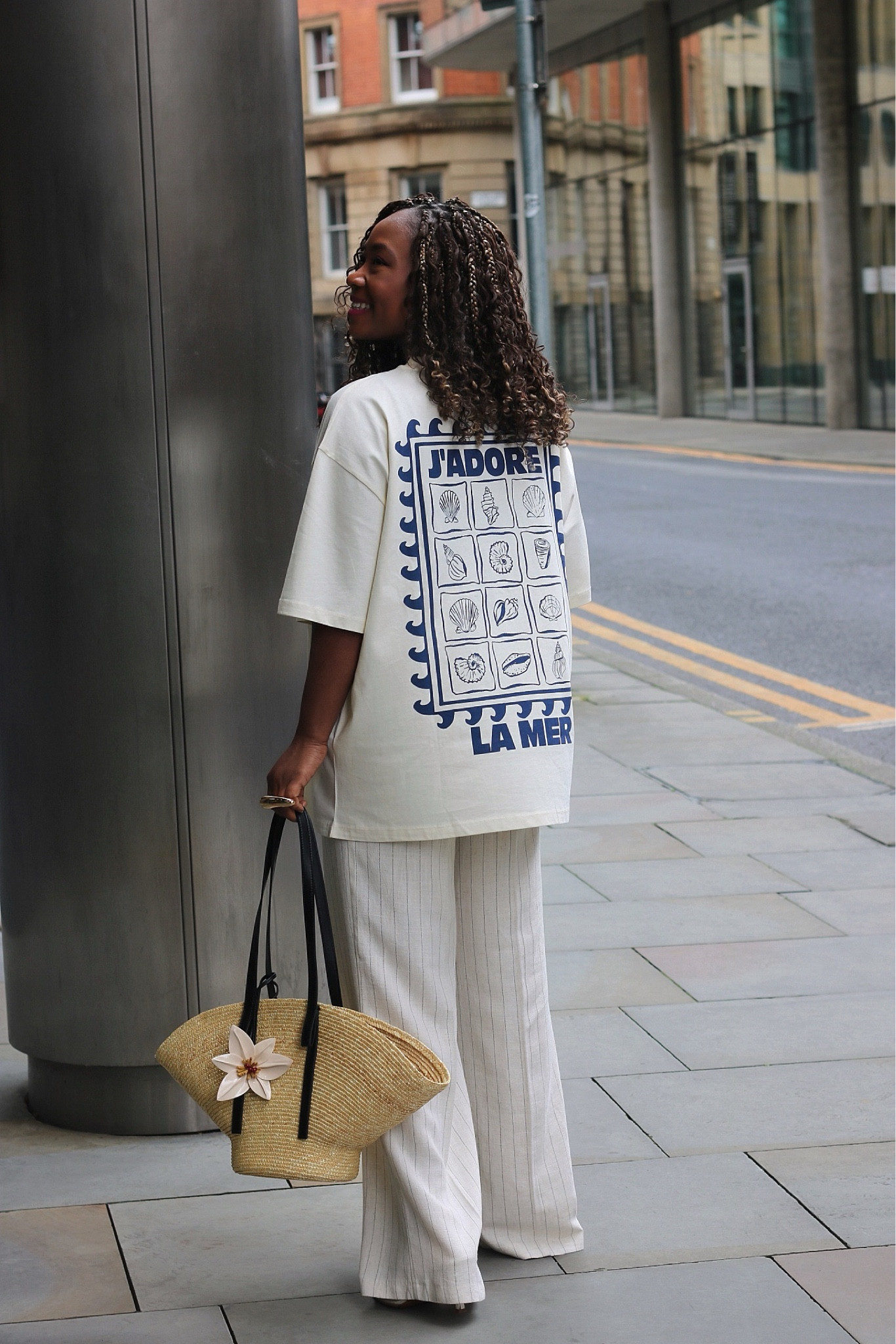 J’adore la mer 🤍

Bag is from Zara- ref: 6002/410

#LTKeurope #LTKsummer #LTKsale