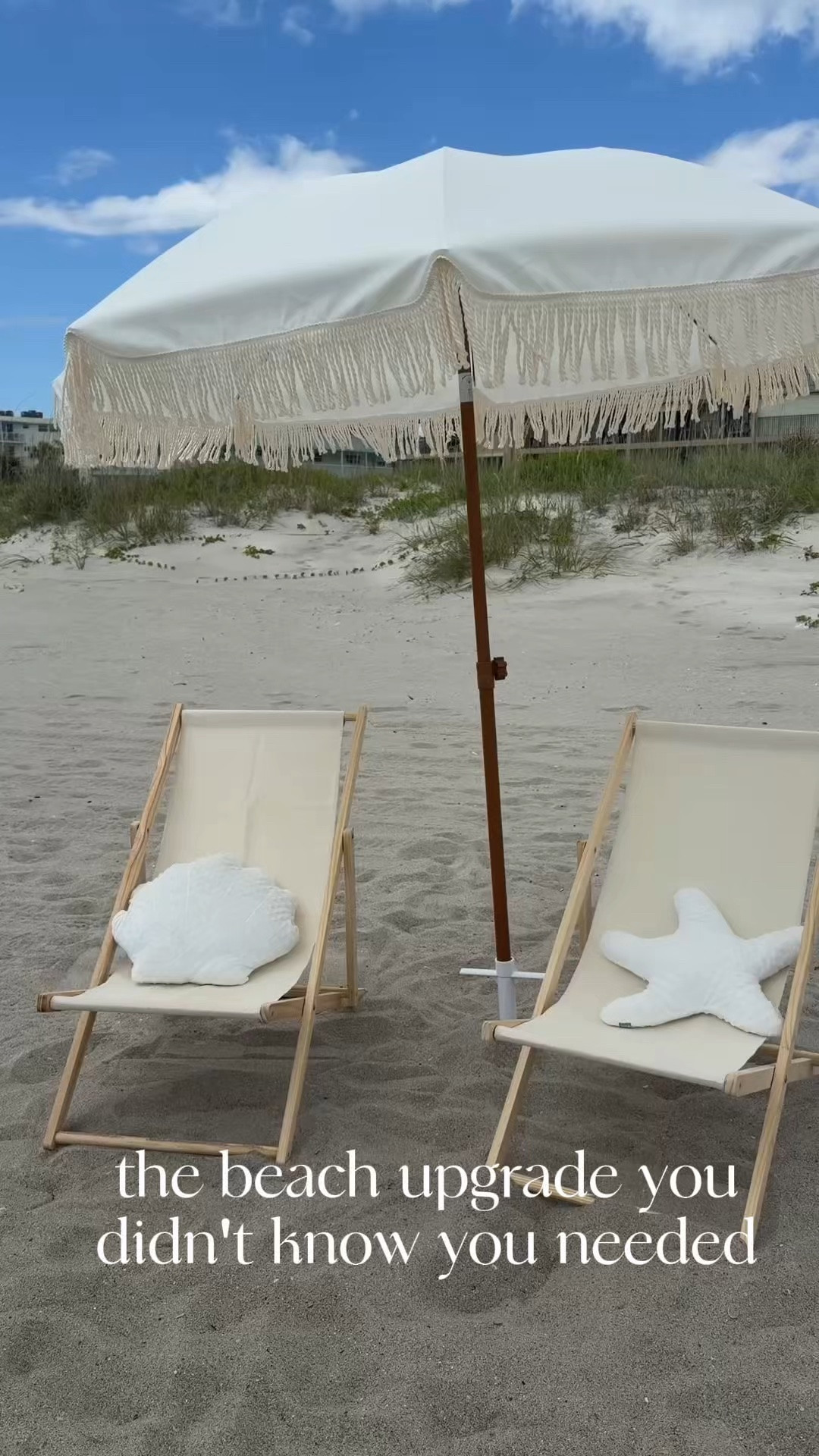 Say BEACH DAY and I’ll send you the links to these beach finds!

This is the secret to turning a standard beach day into a private luxury oasis. Seriously, why didn’t I think of this sooner? The beach upgrade you didn't know you needed. 🏖️✨

#beachhacks #summeressentials #beachvibes #amazonfinds #aesthetic