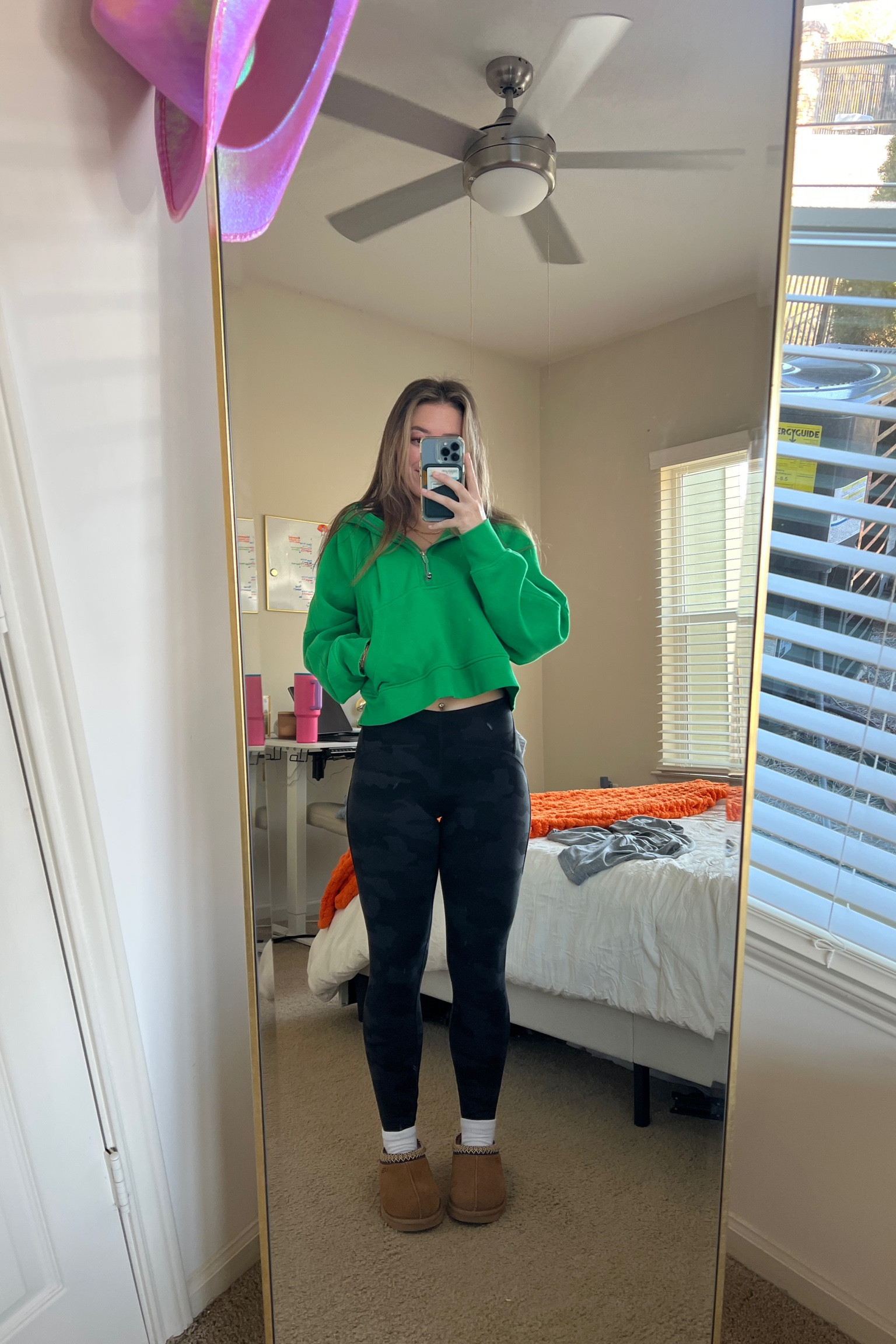 the prettiest shade of green!!💚🦚🍾🦖

top: lululemon 
bottoms: lululemon 
shoes: uggs 


#LTKGiftGuide #LTKFitness #LTKWatchNow