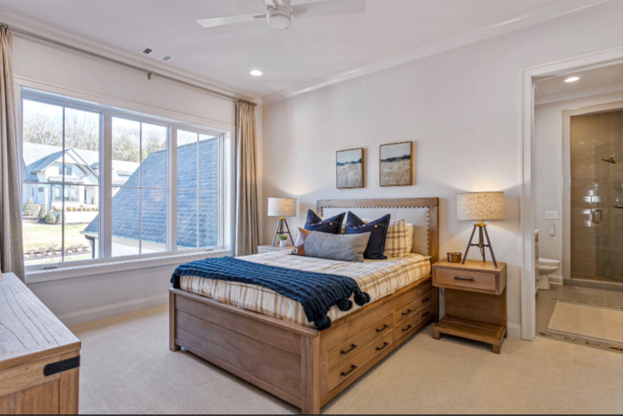 Bedding and accessories are from Beddy’s and everything else is linked! ♥️