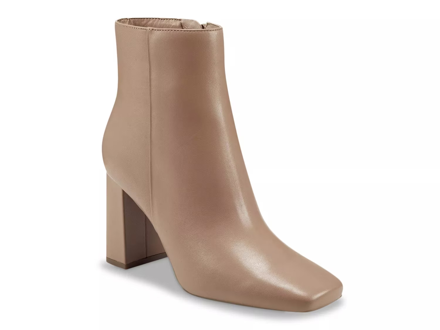 GET 40% OFF WOMEN'S SANDALS | DSW