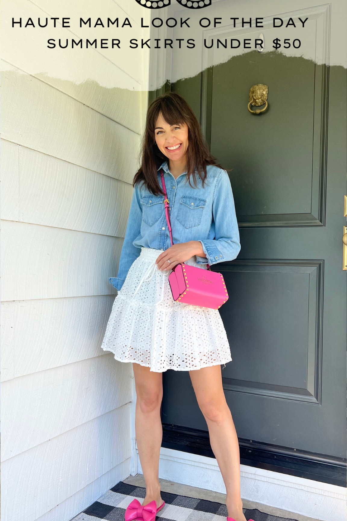 HAUTE MAMA LOOK OF THE DAY

loving subbing an inexpensive skirt for shorts this summer. 

I’m 5’4” size 25 in jeans and wearing a small in the skirt.
