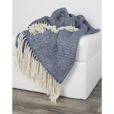 Rizzy Home Navy and Cream Accents 50-in x 60-in 3-lb Throw | Lowe's