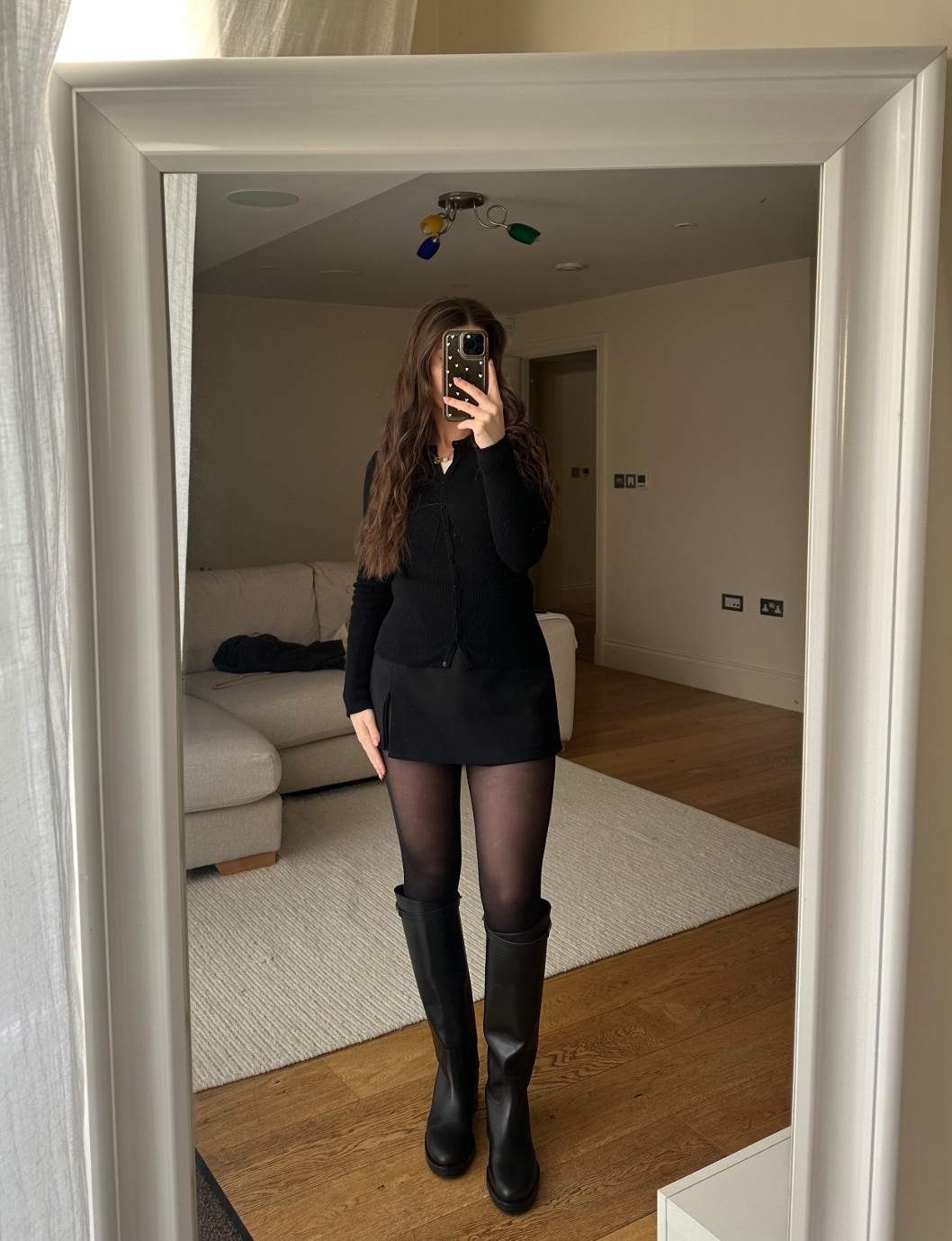 Classic black staples for winter 🖤
Knitwear, mini skirts & knee-high boots — all linked below.
Save for outfit inspo.


#LTKdatenight #LTKwinter #LTKuk