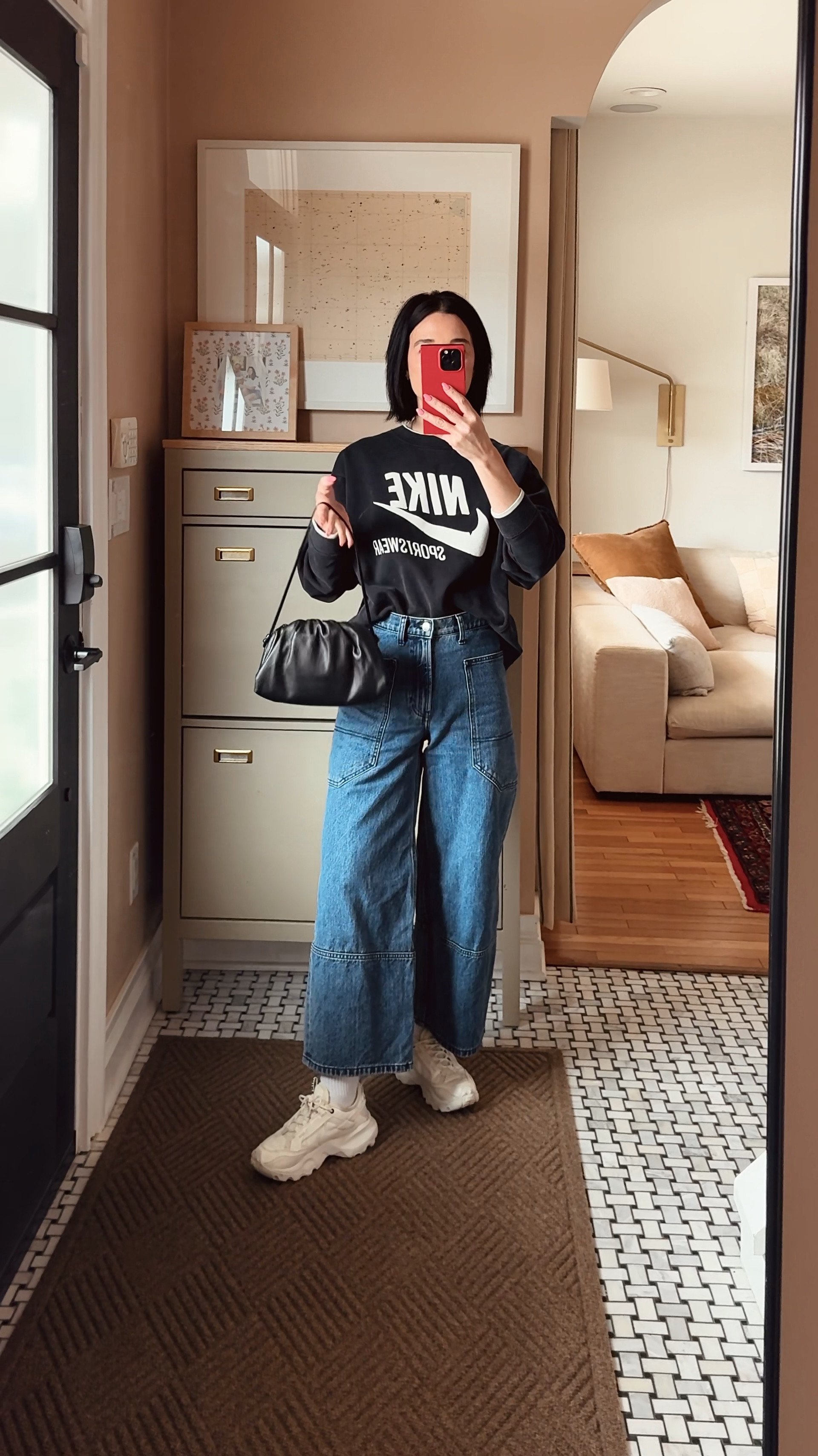 The quality of this lil handbag is outstanding — and it’s holds my phone, wallet, readers and lip gloss!

#LTKOver40