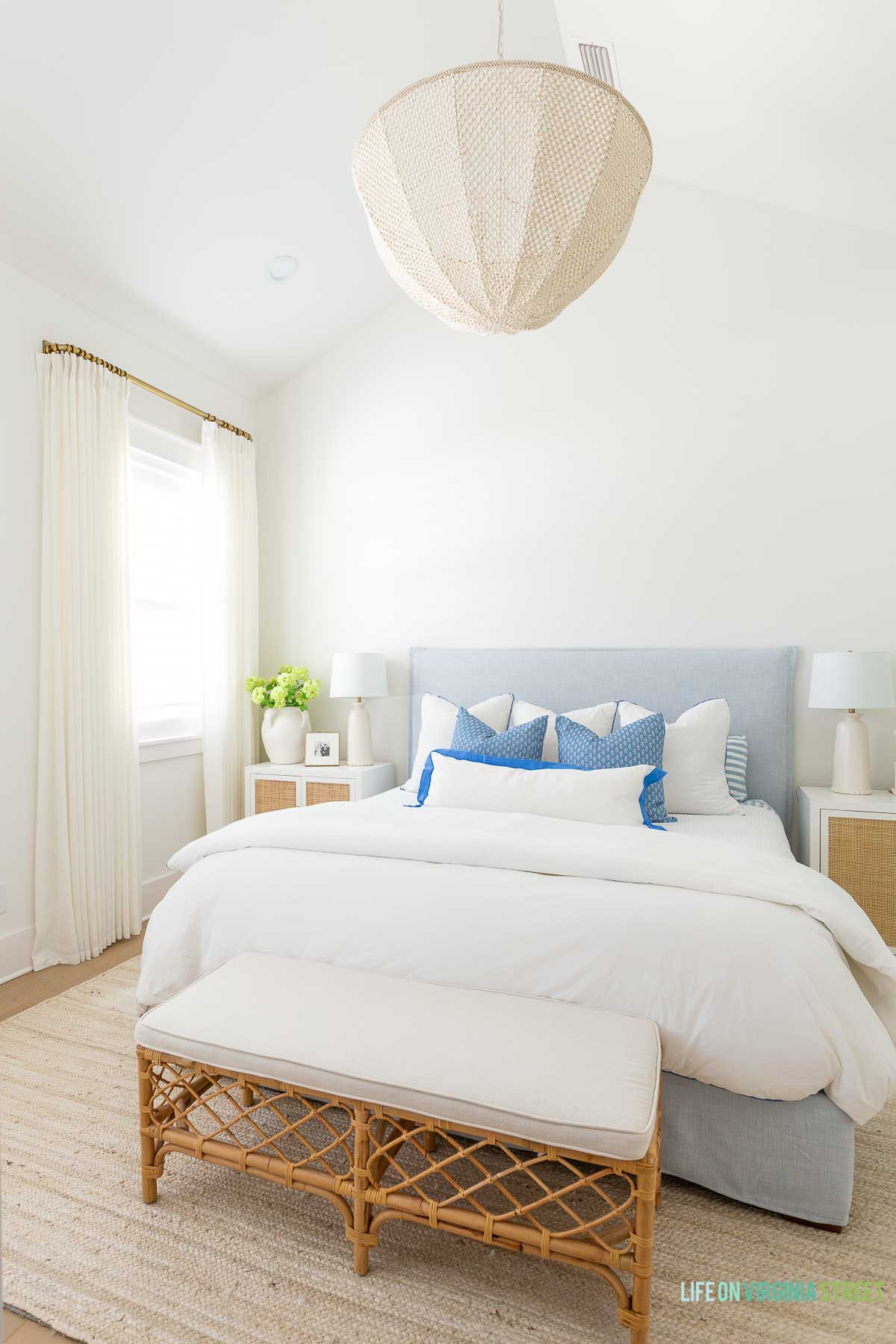 Modern spring coastal bedroom  

 #LTKSeasonal #LTKHome