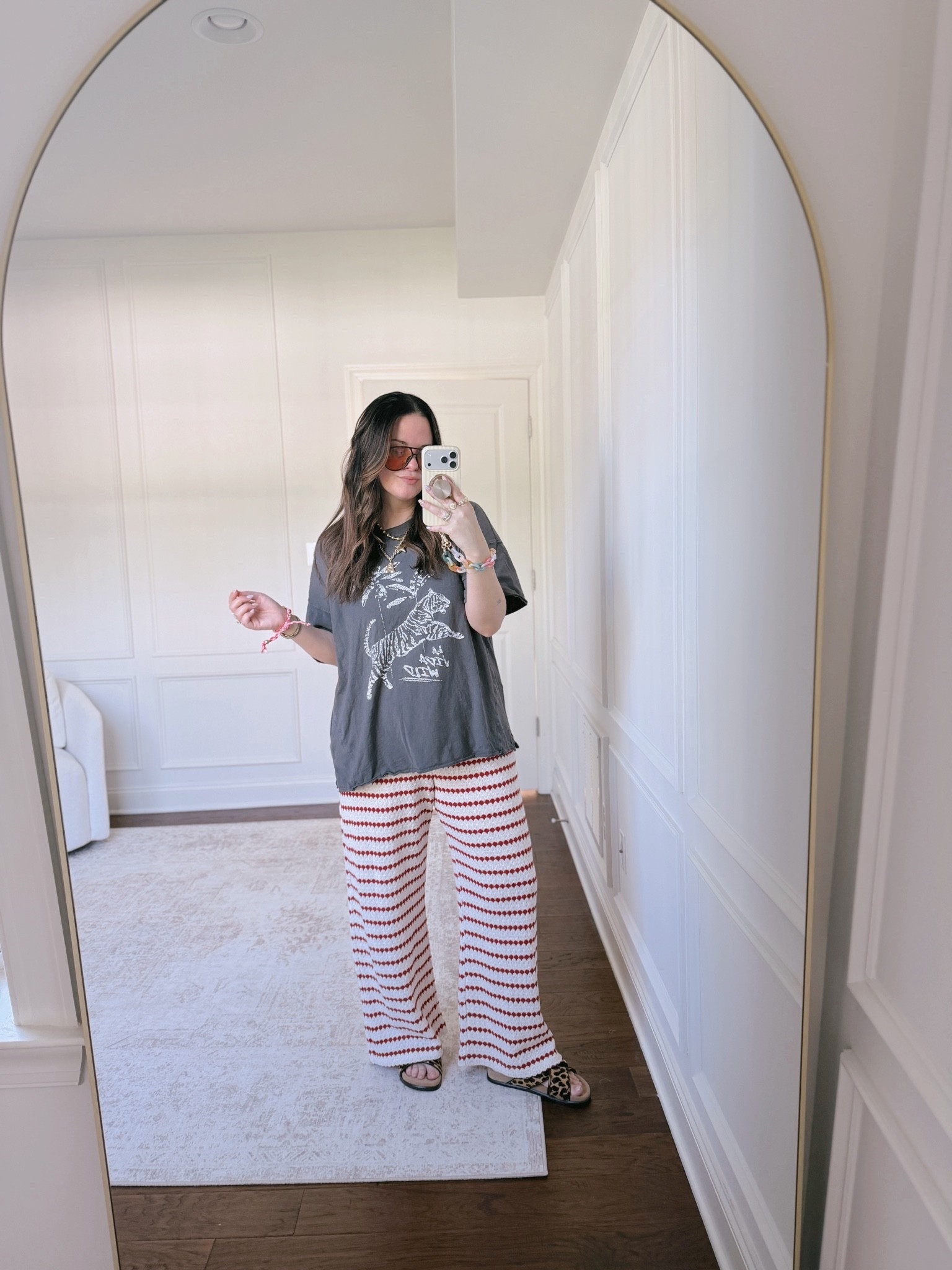 Casual Friday OOTD.. wearing a large in the tee and an XL in the pants..

#LTKootd #LTKmomlife #LTKMidsize