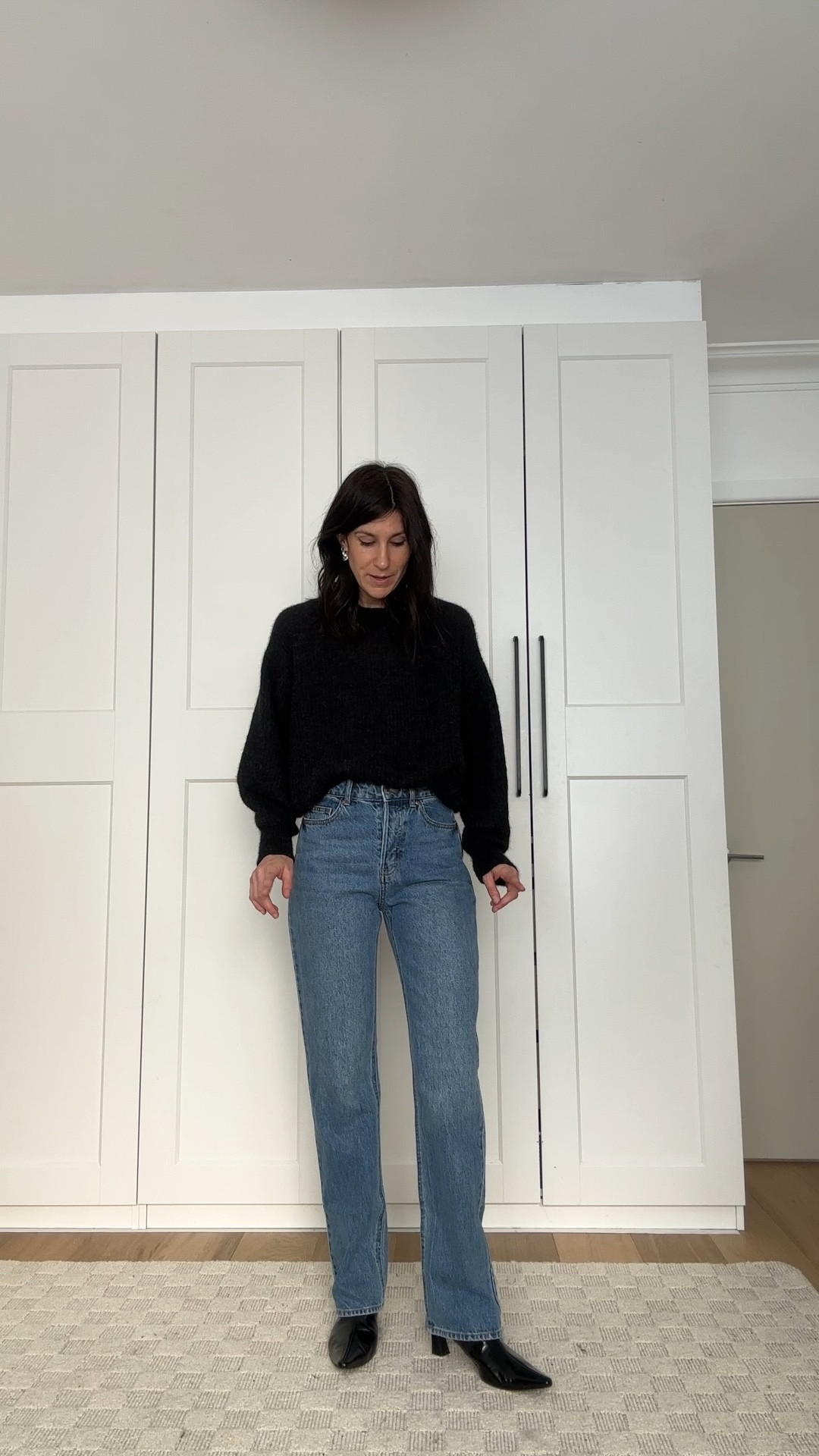 Wearing sweater in size S and jeans in size AU8

#LTKFindsUnder100 #LTKVideo