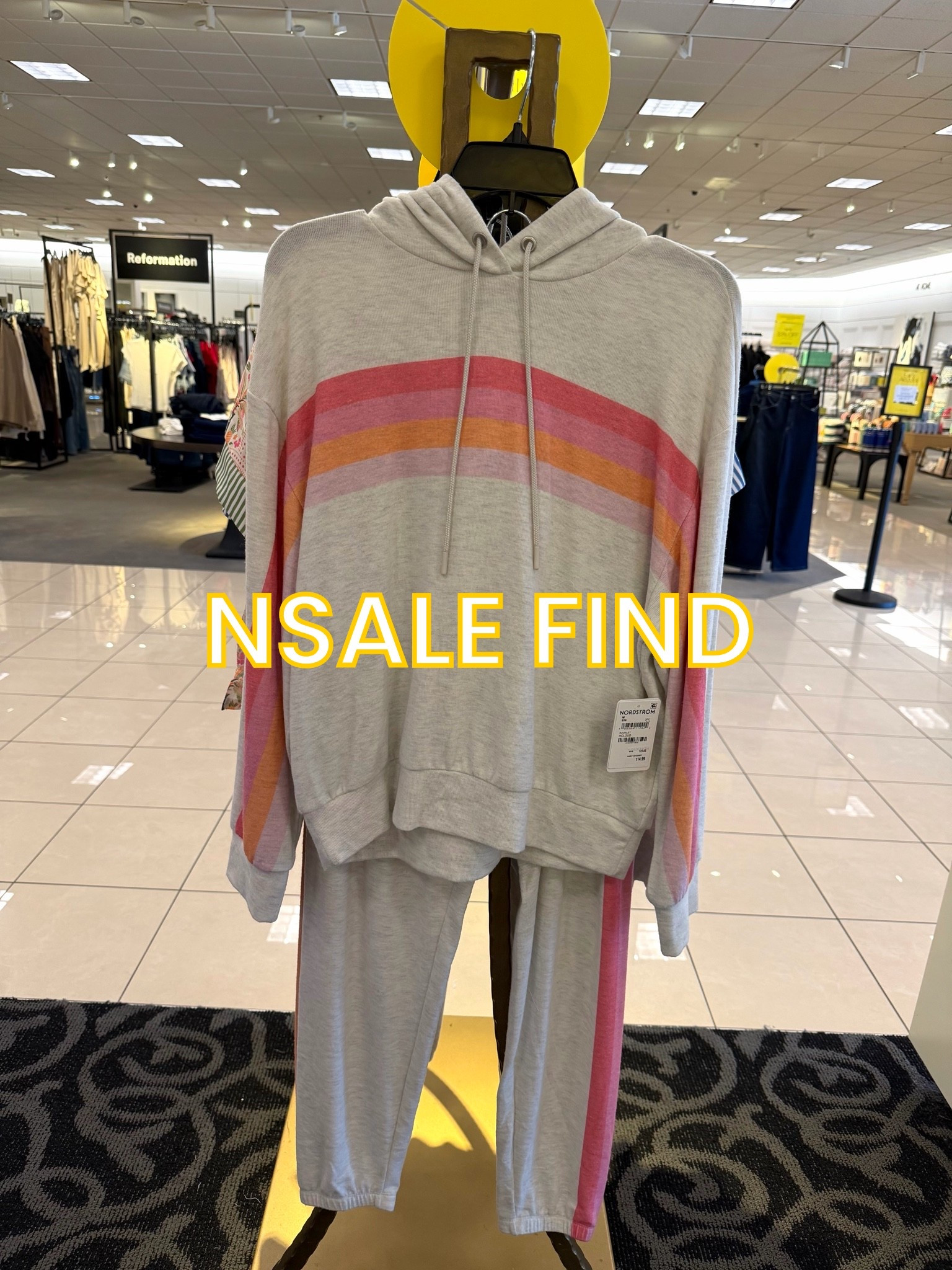 Nordstrom anniversary sale

#LTKSaleAlert #LTKMidsize #LTKSeasonal