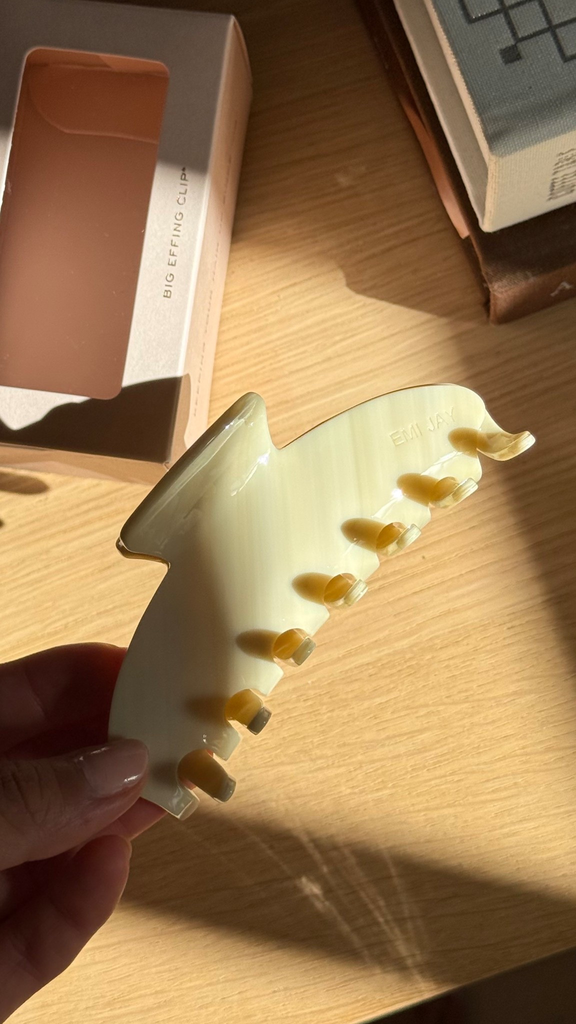 the BEST claw clips !

#LTKBeauty #LTKFindsUnder50