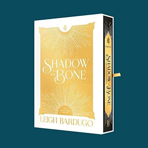 Shadow and Bone: The Collector's Edition (The Shadow and Bone Trilogy) | Amazon (US)