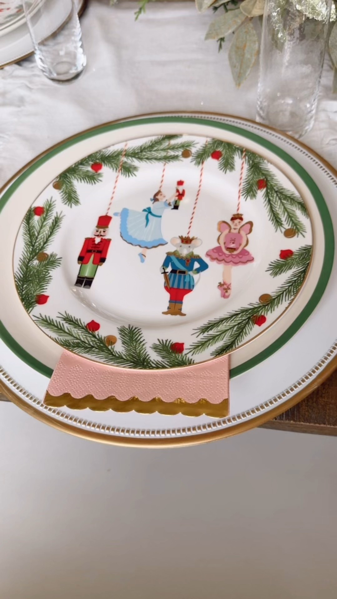 One of my favorite Christmas tables-capes this year. I always love layering on top of my @spode china. #christmastablescapes #table #china #setting 

#LTKHoliday #LTKSeasonal