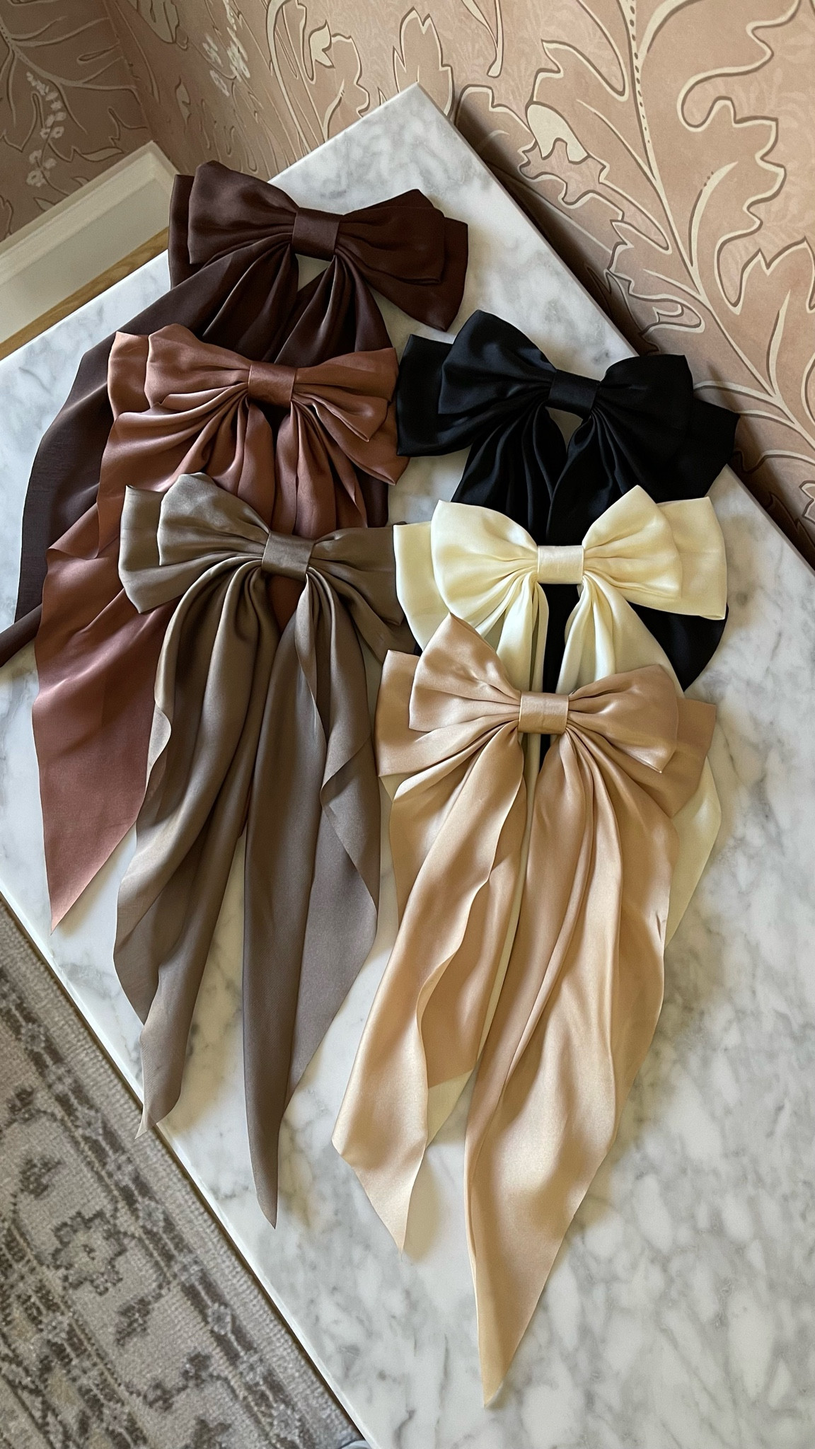 Oversized hair bow, hair barrette 

#LTKxPrimeDay #LTKSaleAlert #LTKHoliday