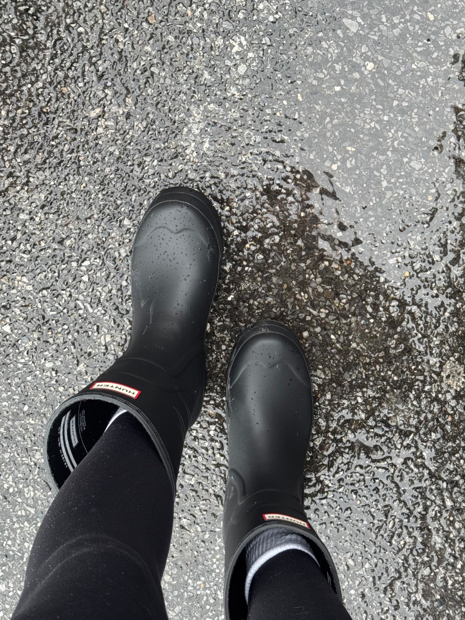 Love these hunter midi boots for spring! Similar pair linked

#LTKSeasonal #LTKgrwm #LTKootd