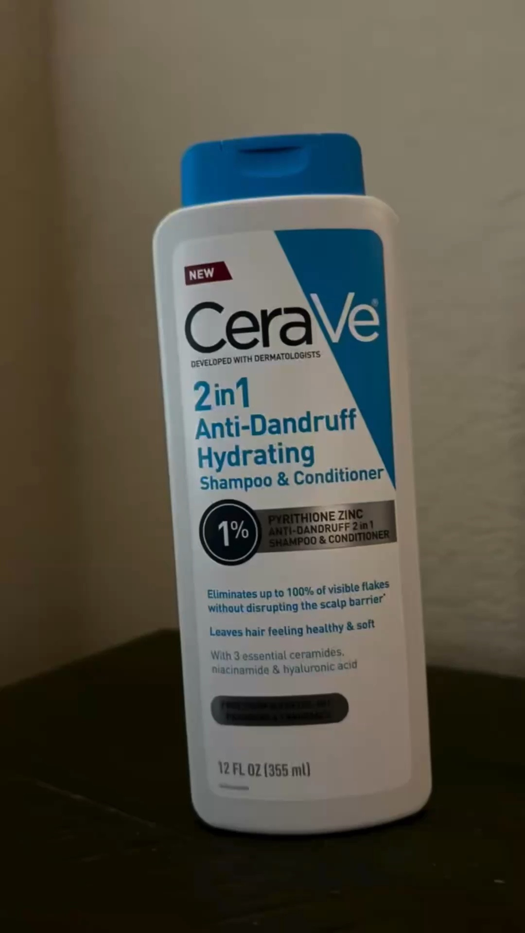 I’ll admit it… I’m usually skeptical of 2-in-1 shampoo and conditioner formulas. But this one surprised me in the best way.

After using the CeraVe 2-in-1 Dandruff Shampoo + Conditioner, my hair looked noticeably shinier and felt incredibly soft. The formula is so creamy and smooth, and I love that it cuts down my shower time since I can wash and condition in one step (busy mom win 🙌).

Even better, my scalp felt less itchy and overall healthier after using it.

@influenster @cerave 
#complimentary #CeraVeHair2in1 #giftedbycerave

#LTKselfcare #LTKdayinmylife #LTKBeauty