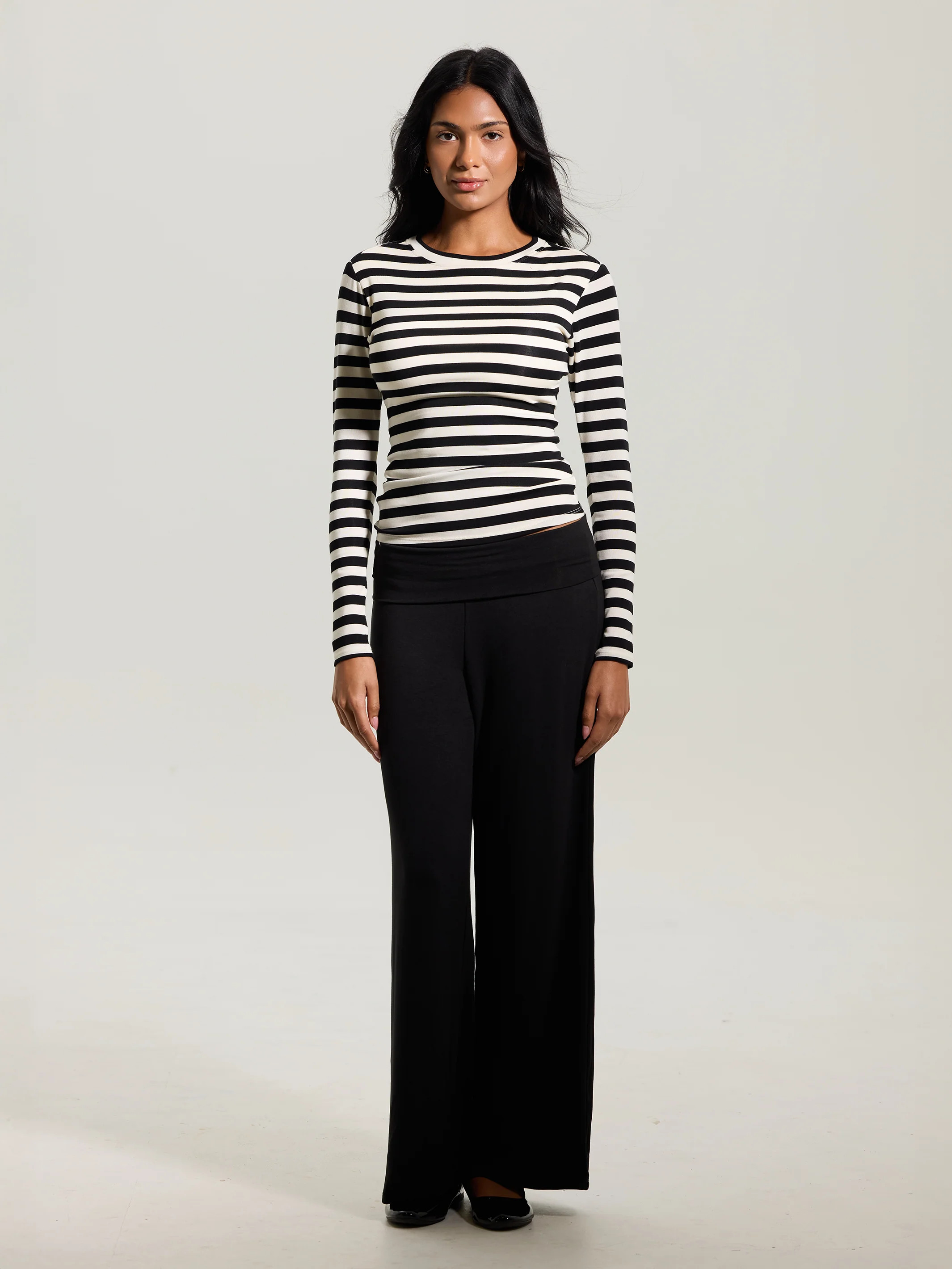 Crew Neck Braless Long Sleeve | Klassy