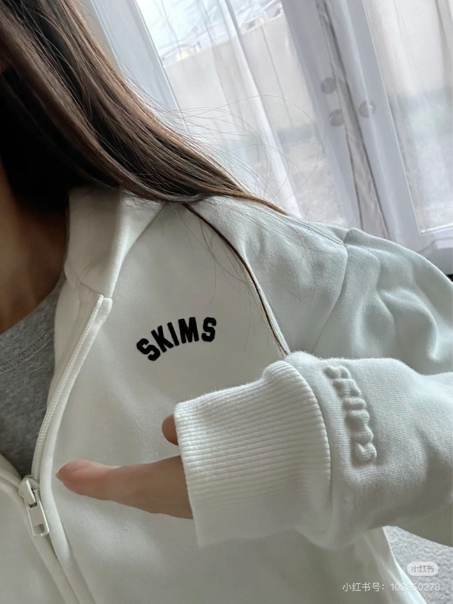 Skims hoodie OOTD



#LTKwinter #LTKFashionMonth #LTKtravel