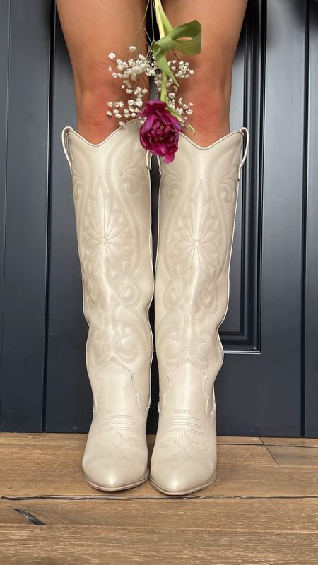 Steve Madden Lasso Boots | White Cowgirl Boots | White Cowboy Boots | Boots for Nashville | Bachelorette Party Boots | White Cowgirl Boots for Nashville | Tall Cowgirl Boots | Tall White Cowgirl Boots | Knee High White Cowgirl Boots | Lasso Cowgirl Boots | Steve Madden Cowgirl Boots | Country concert boots | boots for concert | boots for country concert 


#LTKVideo #LTKstyletip #LTKshoecrush