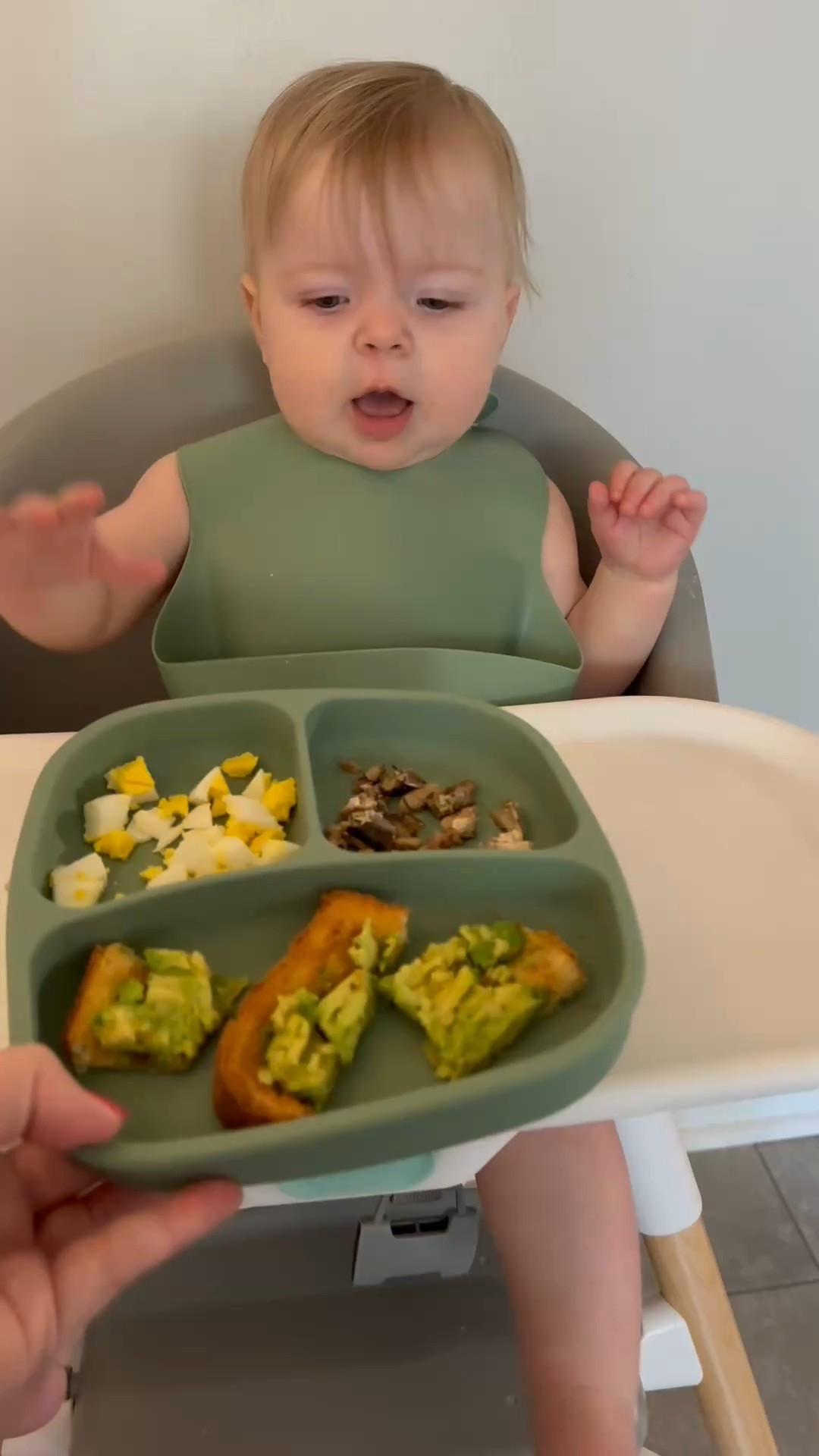 🚨 Plates and bowls that actually suction to a high chair AND are made of sustainable and durable medical grade silicone! I love that Re-Play makes so many great products that will grow with her as she continues on her feeding journey - my favorites are the Dip ‘n’ ReDip tools and straw cup. 

Check out my favorite products linked here!


#LTKKids #LTKSpringSale #LTKBaby