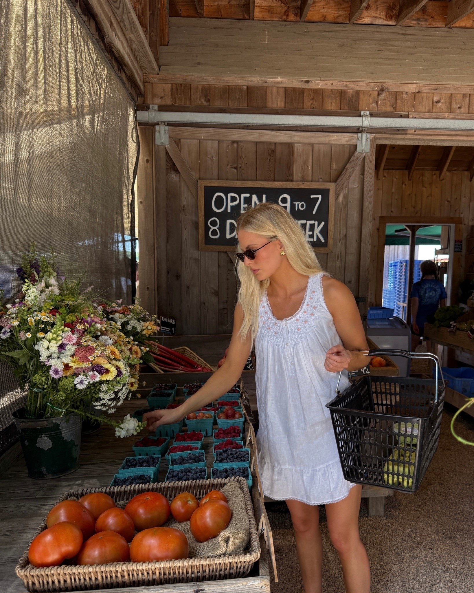 Linking similar in all! #kathleenpost

Summer outfit Inspo, summer chic look, backyard bbq outfit, errands outfit, farmers market look

#LTKootd #LTKSeasonal