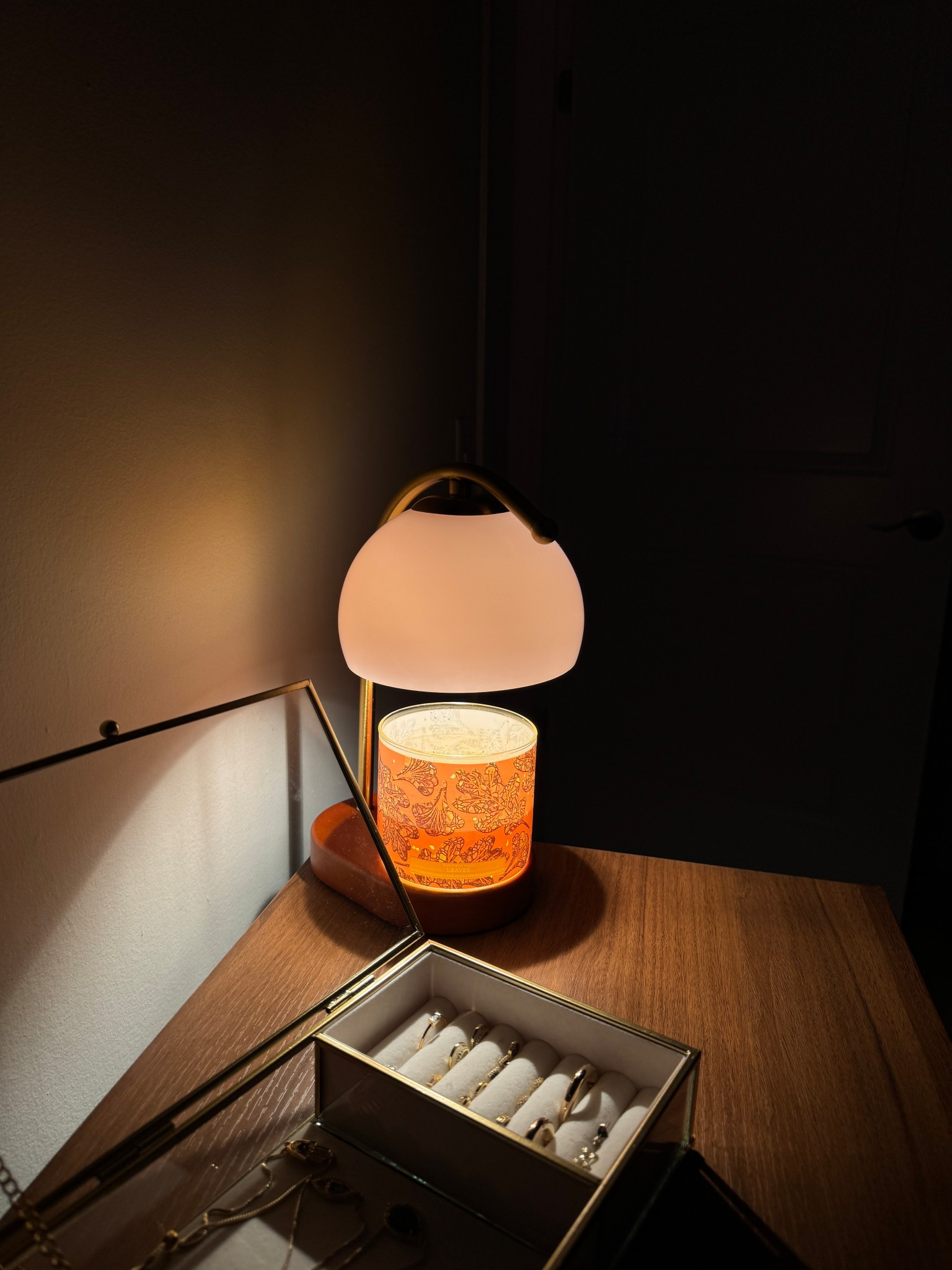 The coziest candle warmer, so many compliments given 😍

#LTKHome #LTKGiftGuide #LTKFindsUnder50