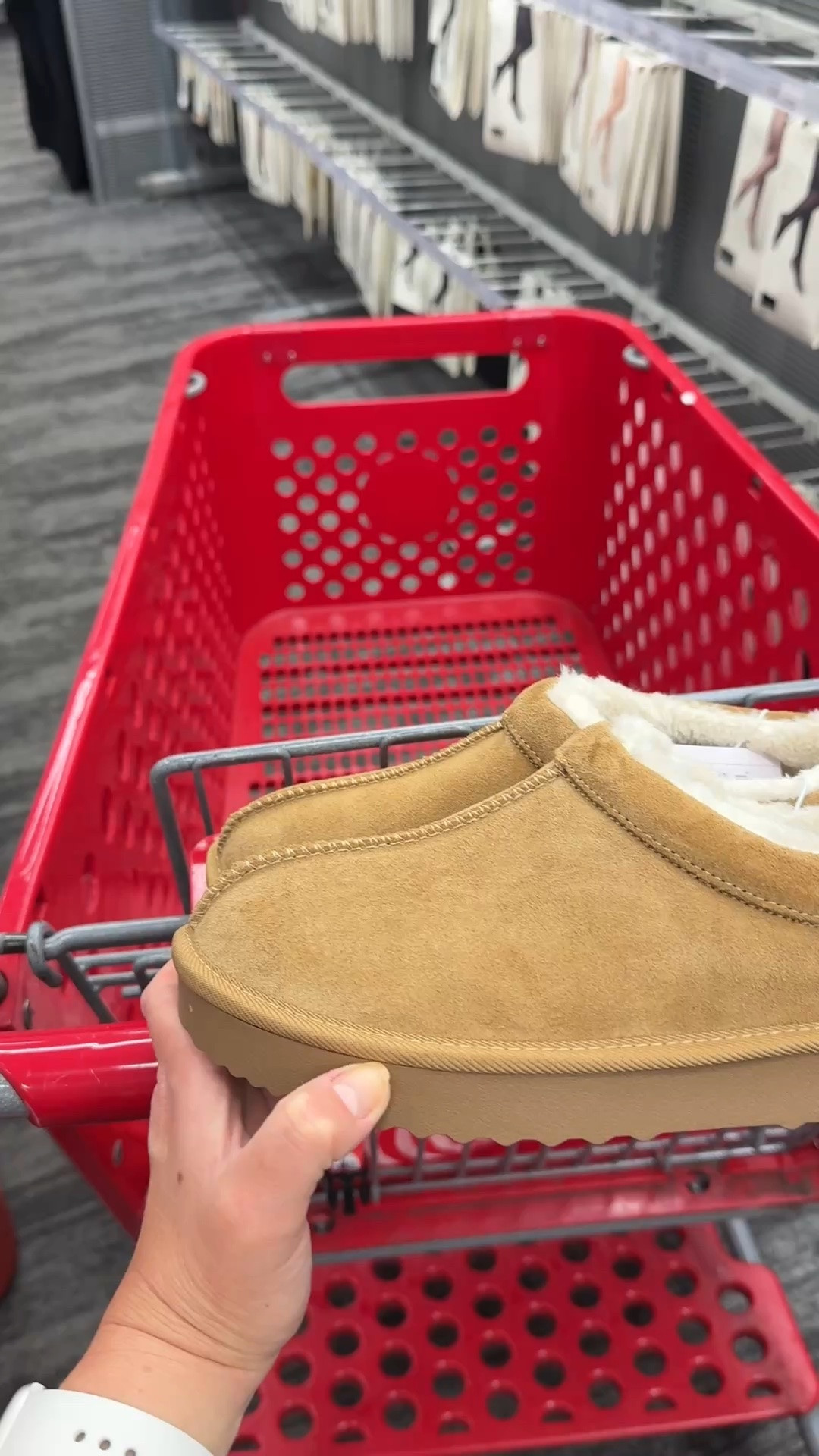 Cute @Target slippers

#LTKdayinmylife #LTKSeasonal #LTKmorningroutine