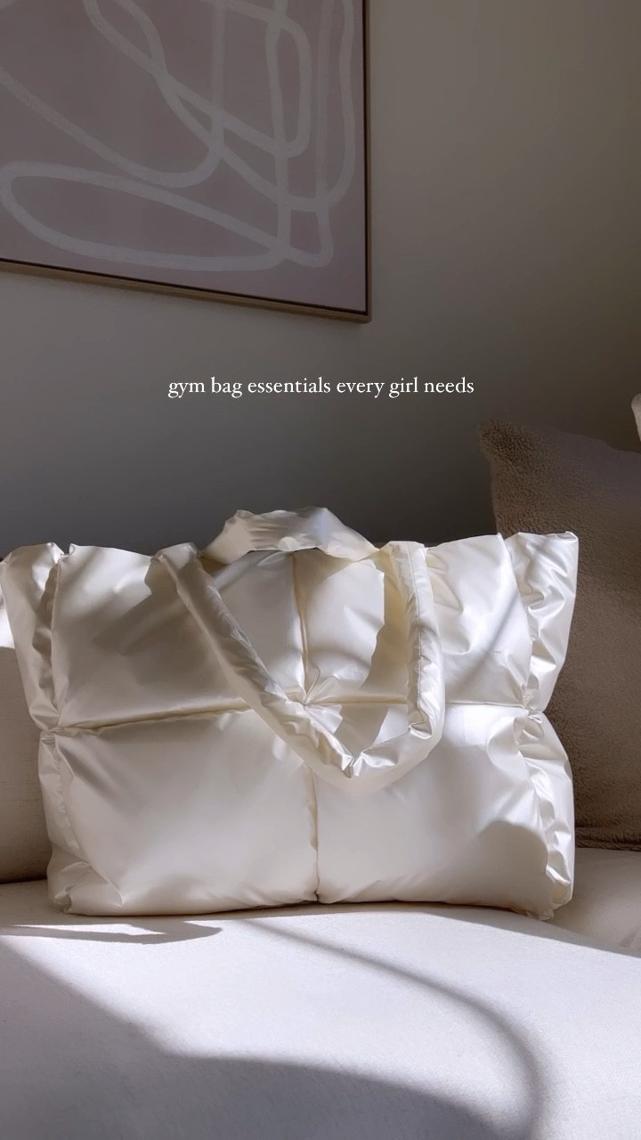 Gym bag essentials, fit girl finds, fitness, workout, atheisure 

#LTKunder50 #LTKfit #LTKitbag