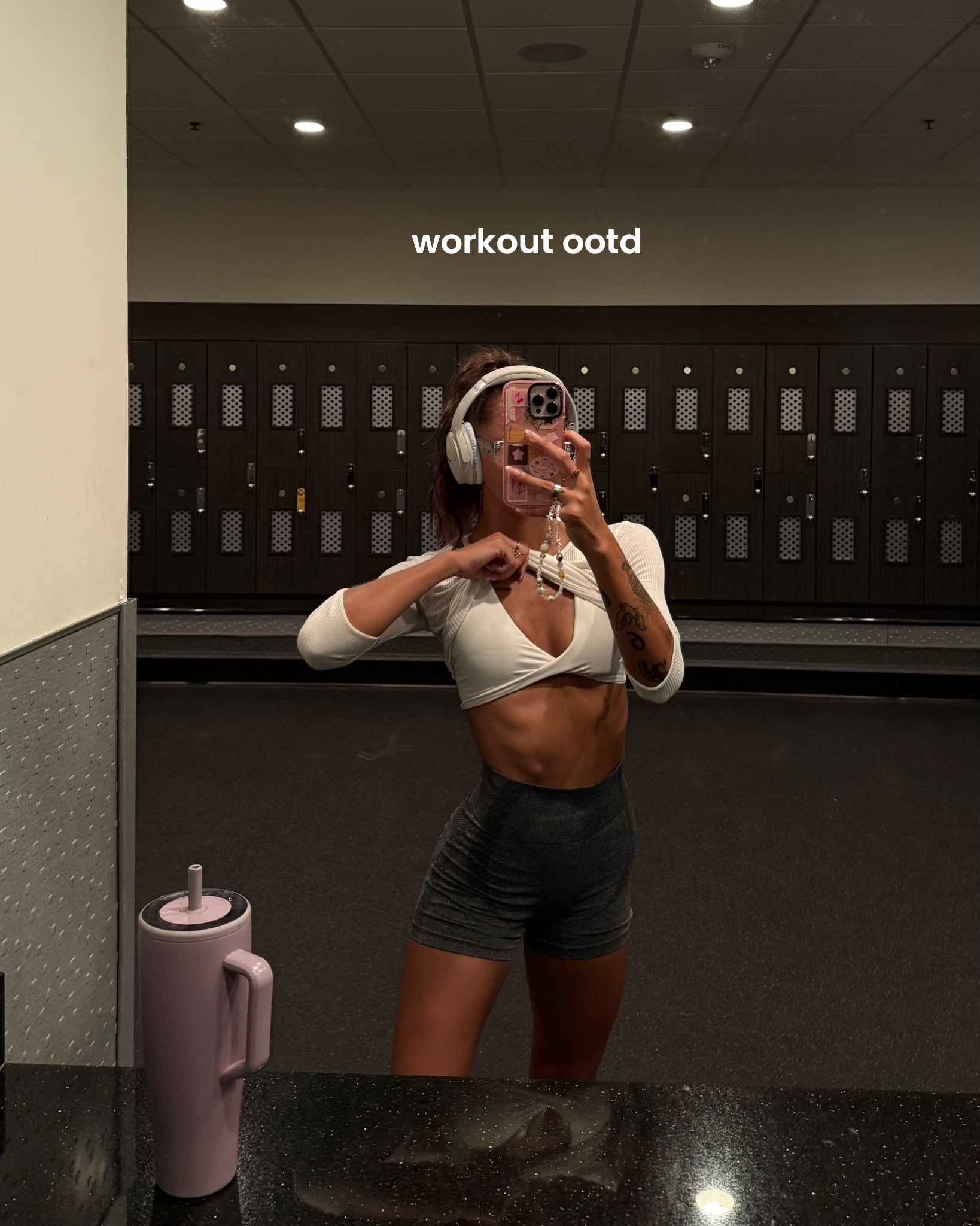 Saturday’s workout ootd. 🥥🌸🎧🎀☁️ this is my favorite sports bra EVER and it’s under $20! Highly recommend getting it in multiple colors.  (I got a size small! everything else fits TTS also!) 

|| gym ootd, gym outfits, workout outfit ideas, workout outfit inspiration, gym outfit inspo, gym outfit ideas 