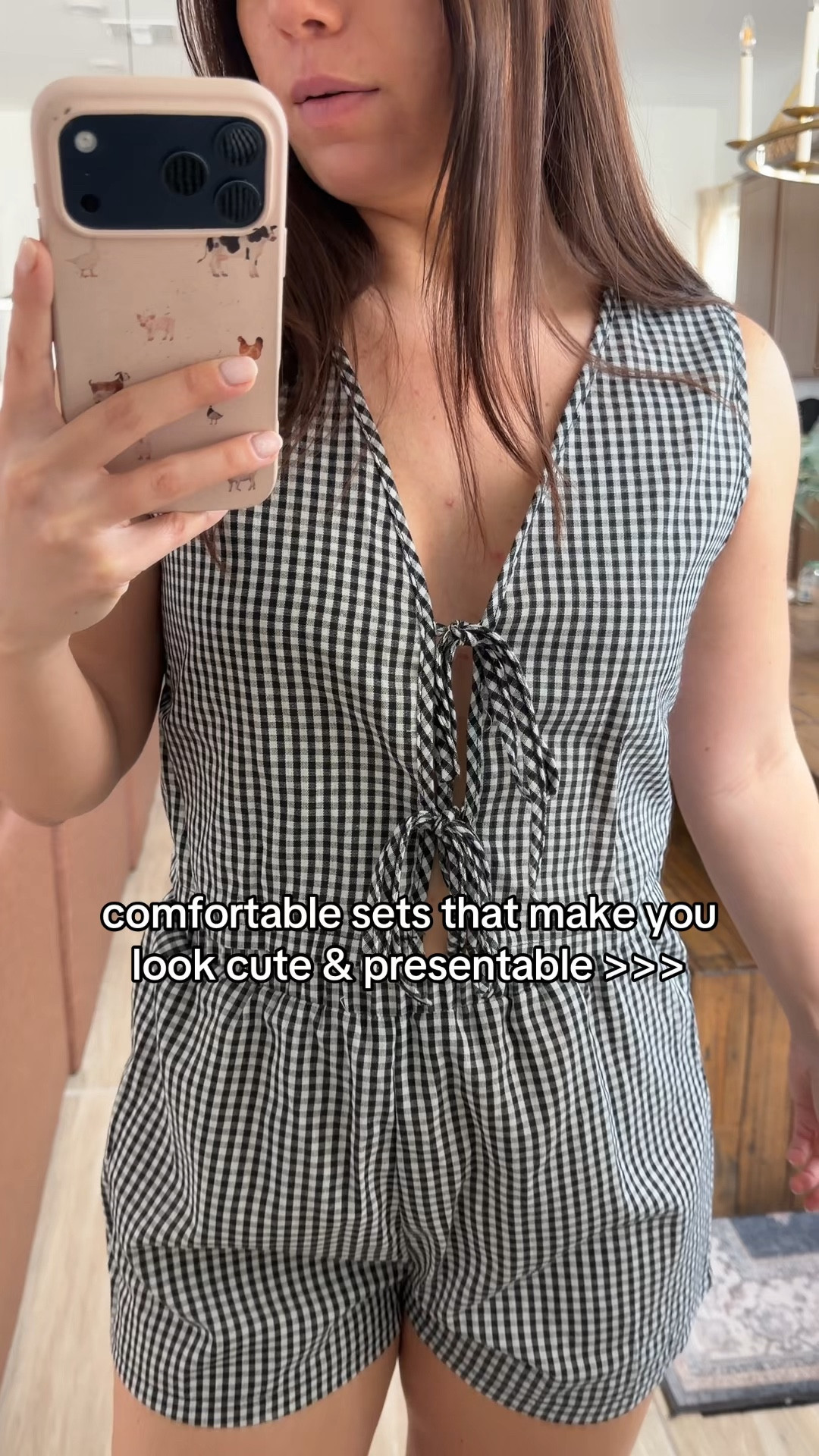 Super cute set & different colors also available to choose from! 

Spring outfits 
Spring fashion 
Two piece sets 
Summer fashion 
Summer outfits 