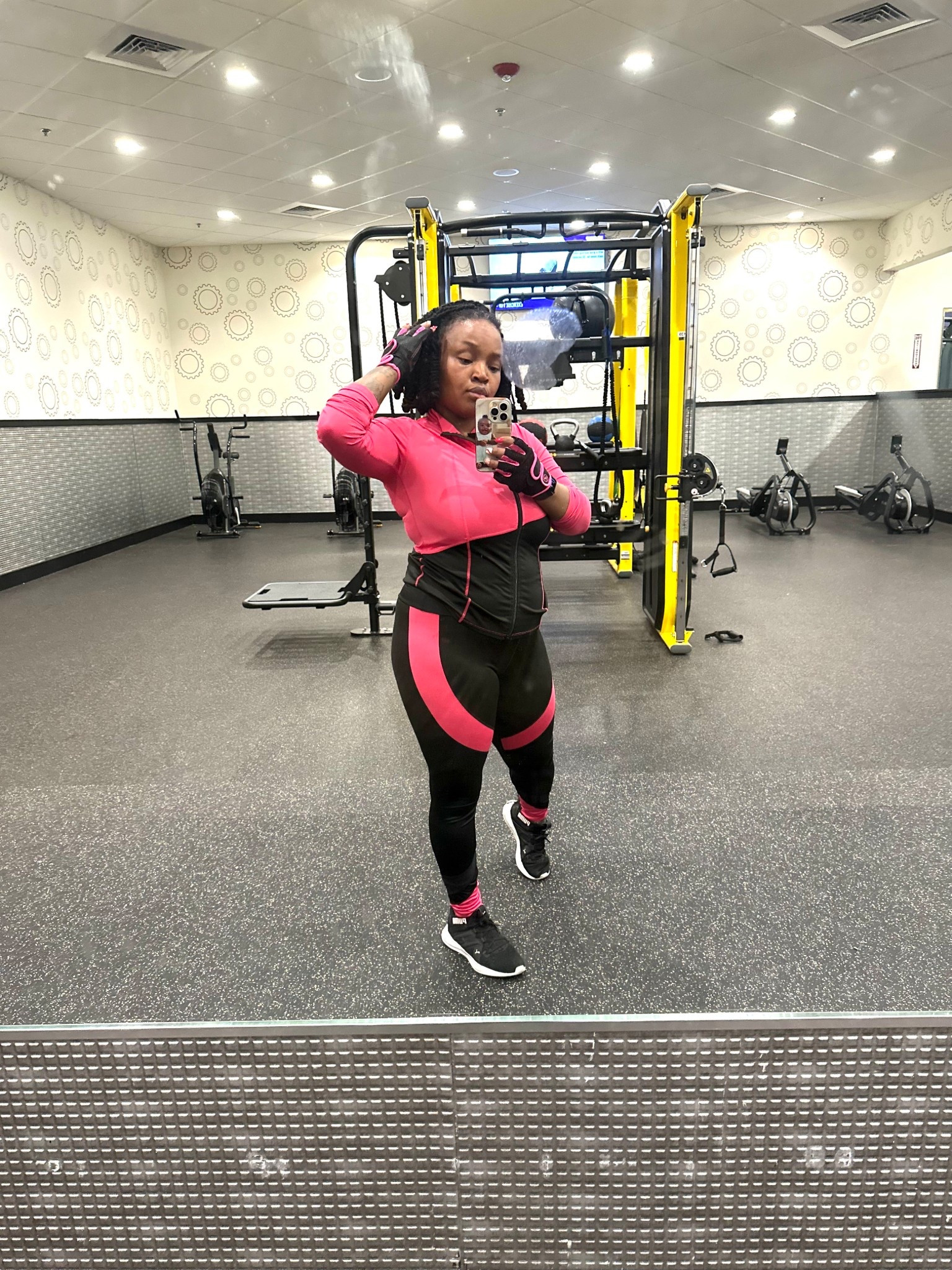 Workout essentials that make getting to the gym a little easier 💪

Supportive sports bras.
Flattering leggings.
Comfortable sneakers.
A good water bottle.

When you have the right gear, showing up for your workouts feels so much better. I linked all my favorite workout essentials so you can shop them easily.

#WorkoutEssentials #GymStyle #FitnessJourney #Activewear #WorkoutMotivation #FitnessLifestyle #GymLife #ShoppingWithPriiincesss #Atlantamom #Atlantabloggers #Atlantablogger #AtlantaCreator #Atlantacontentcreators #Atlantacontentcreator

#LTKselfcare #LTKfitnessgoals #LTKActive