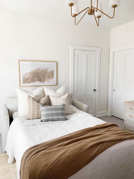 Neutral guest bedroom. Pull out sofa bed. Modern sofa bed. Neutral coastal bedroom. 

#LTKfamily #LTKhome #LTKstyletip