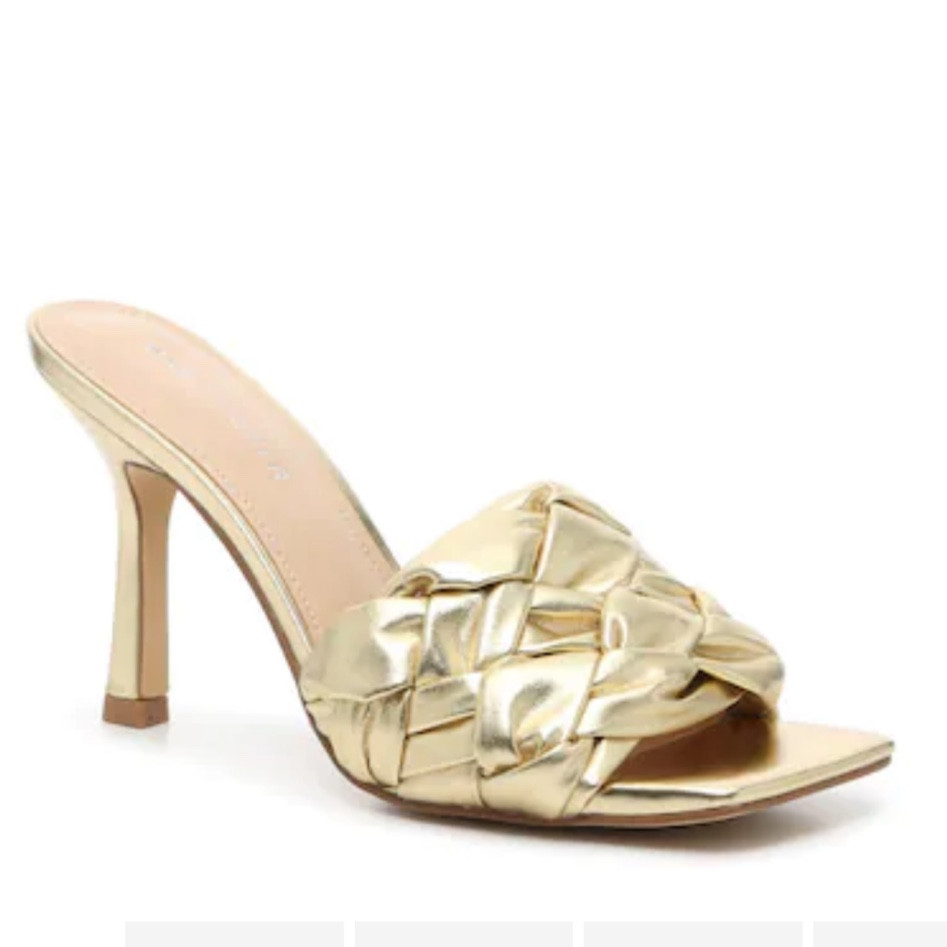 Gold open toe heel 

#LTKunder50 #LTKstyletip