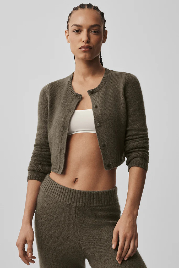 Wool Cashmere New Class Cropped Cardigan | Alo Yoga (US)