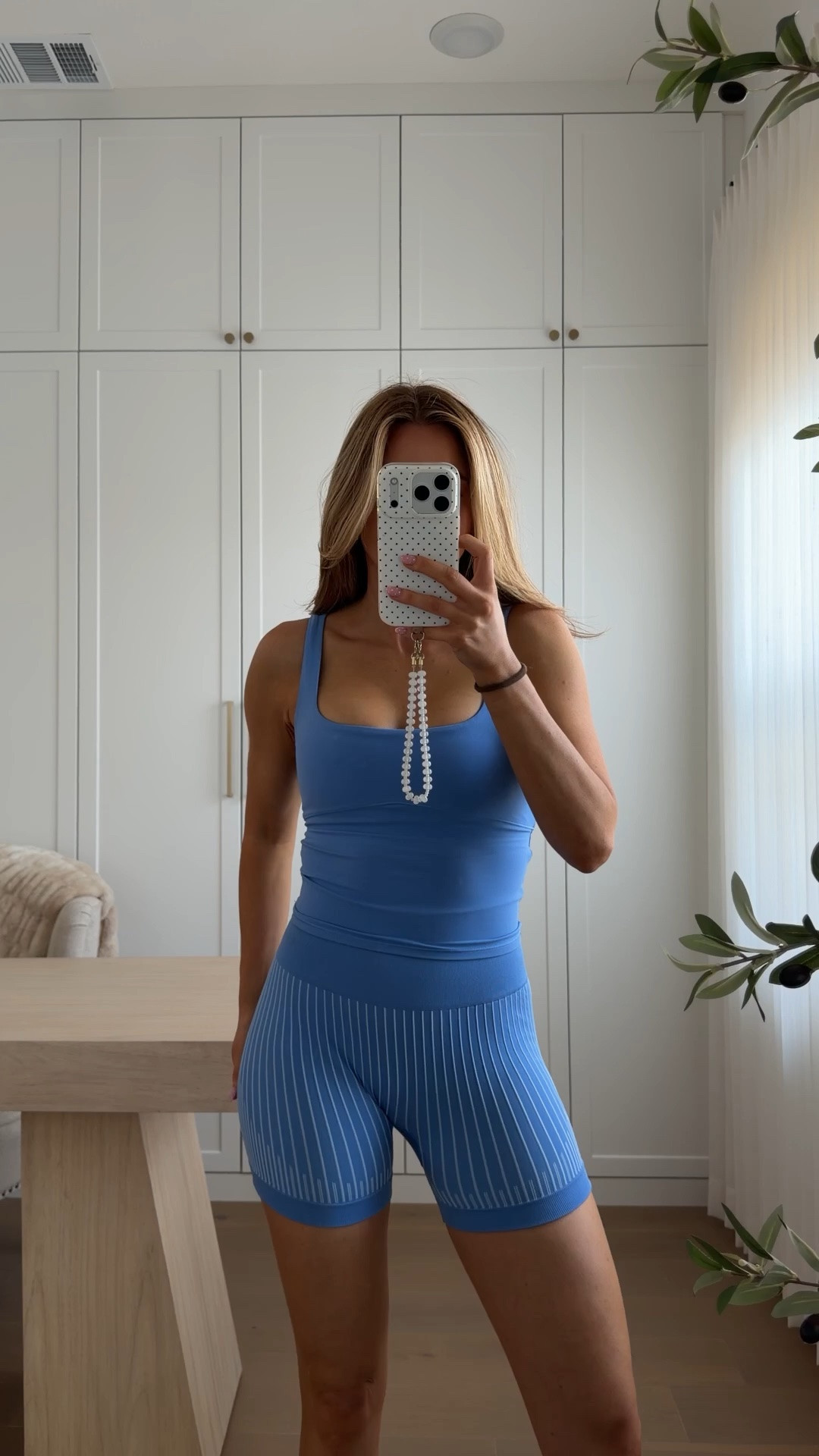 my absolute favorite bra tank, this color was dropped recently. wearing xs on top & small on bottom. @Vuori US