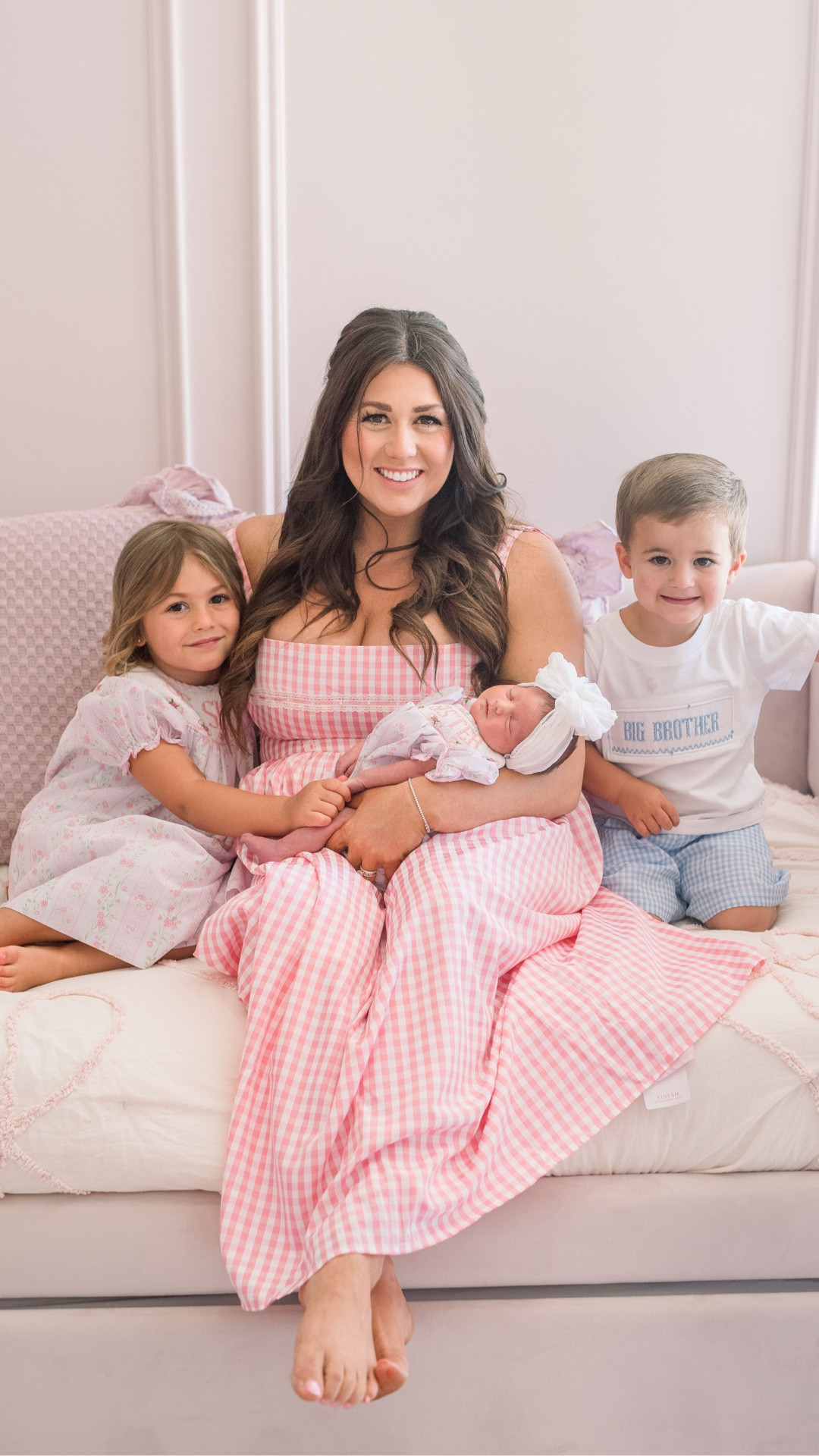 Hey everyone! My name is Alyssa Cummins and I’m a mom to three babies, 4 and under! I believe life is to be celebrated and I love creating and elevating everyday magical moments. I’m so glad you’re here! I’ll be sharing my favorite ways to create magic- whether it be seasonal, milestone or just everyday occasions. 
