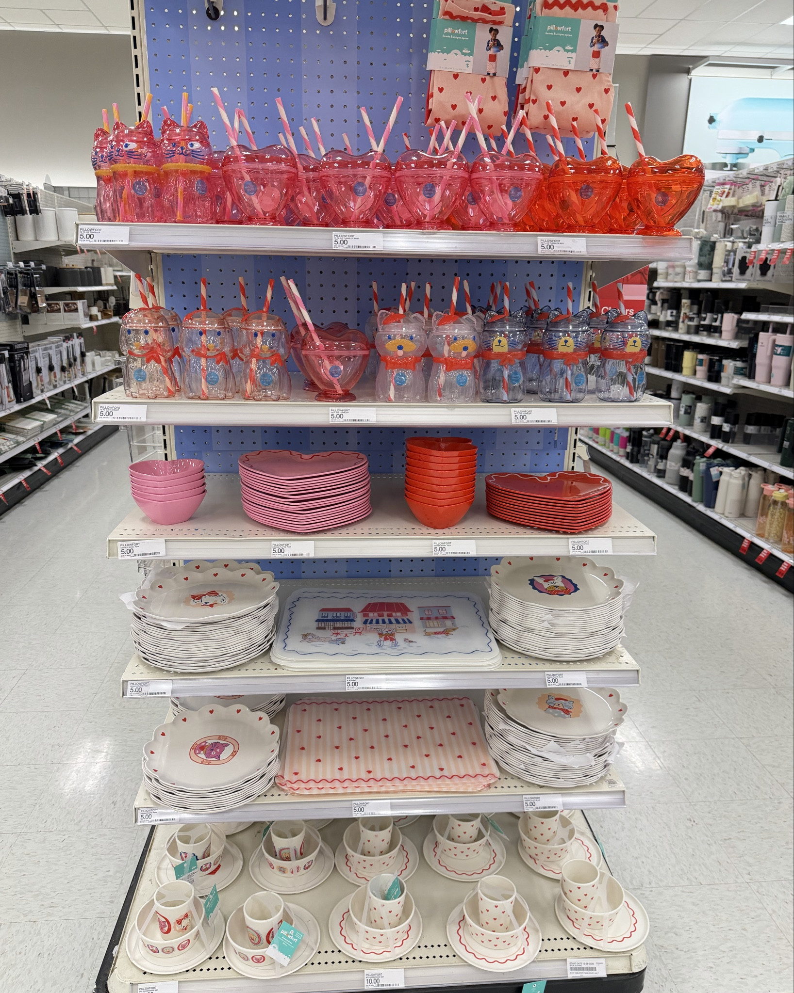 Target kids Valentine’s Day finds ❤️ holiday party vday plates  