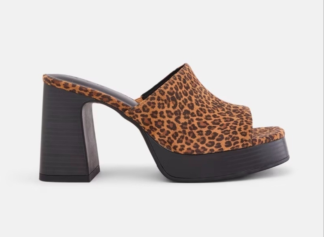 Scenario Women's Platform Sandals

#LTKSeasonal #LTKOver40 #LTKMidsize
