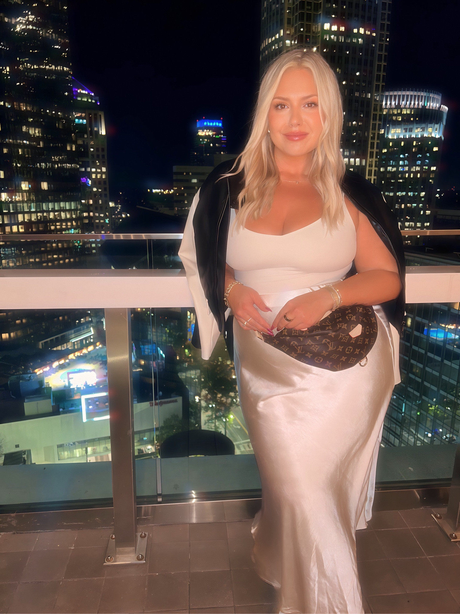 Everything is linked :) ! 

#LTKstyletip #LTKplussize #LTKmidsize