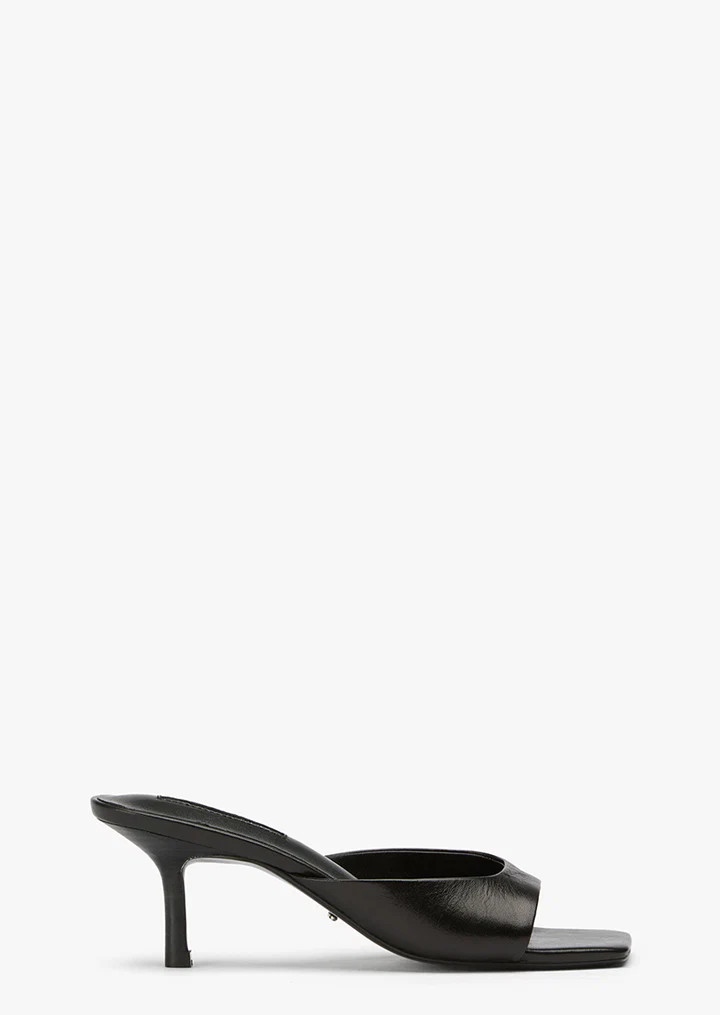 Robbie Black Vintage | Tony Bianco (Australia & New Zealand)