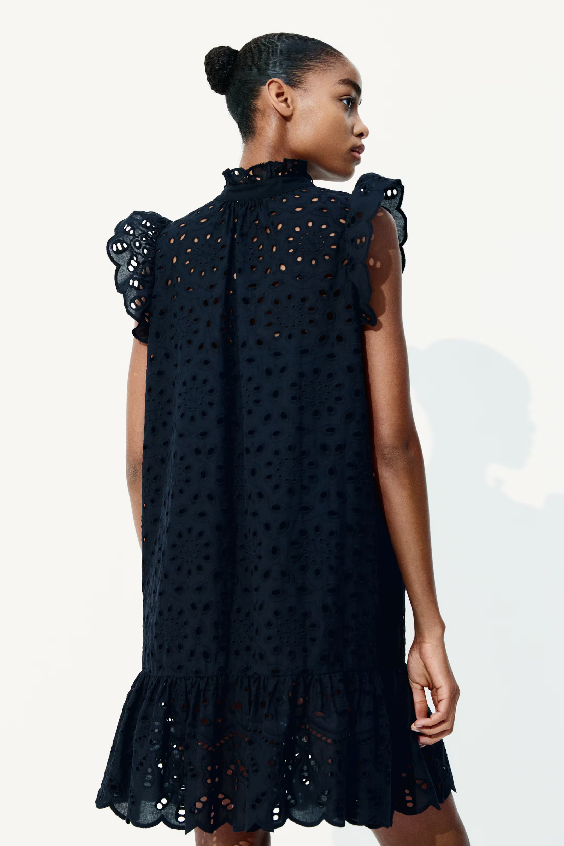 Eyelet Embroidery Dress - Light blue - Ladies | H&M US | H&M (US + CA)