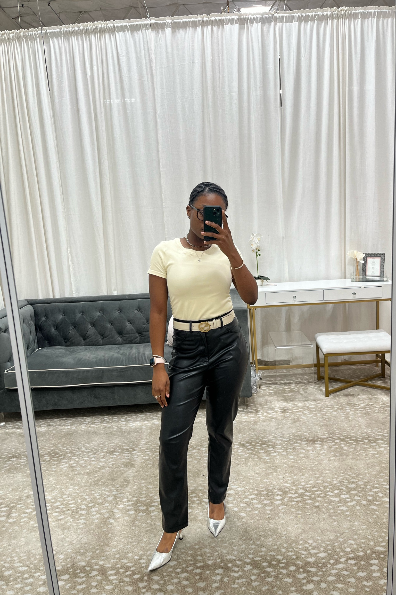 Happy Fashion Friday! So excited to be OOO. NYFW starts tomorrow for me. I’m so ready for fall!! 

#LTKWorkwear #LTKNYFW #LTKSeasonal